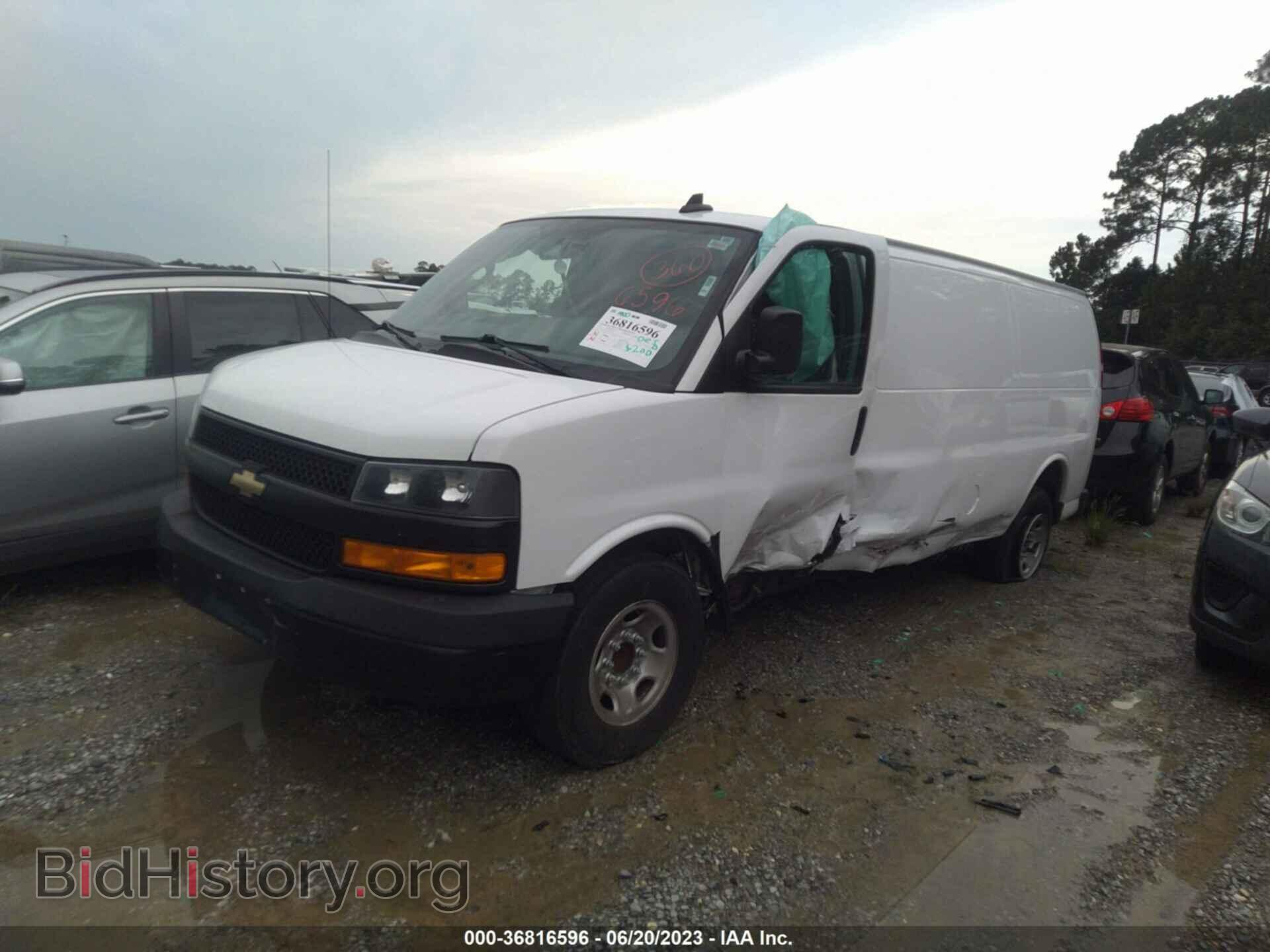 2018 CHEVROLET EXPRESS CARGO VAN - VIN: 1GCZGHFG8J1337159 - Фото 2