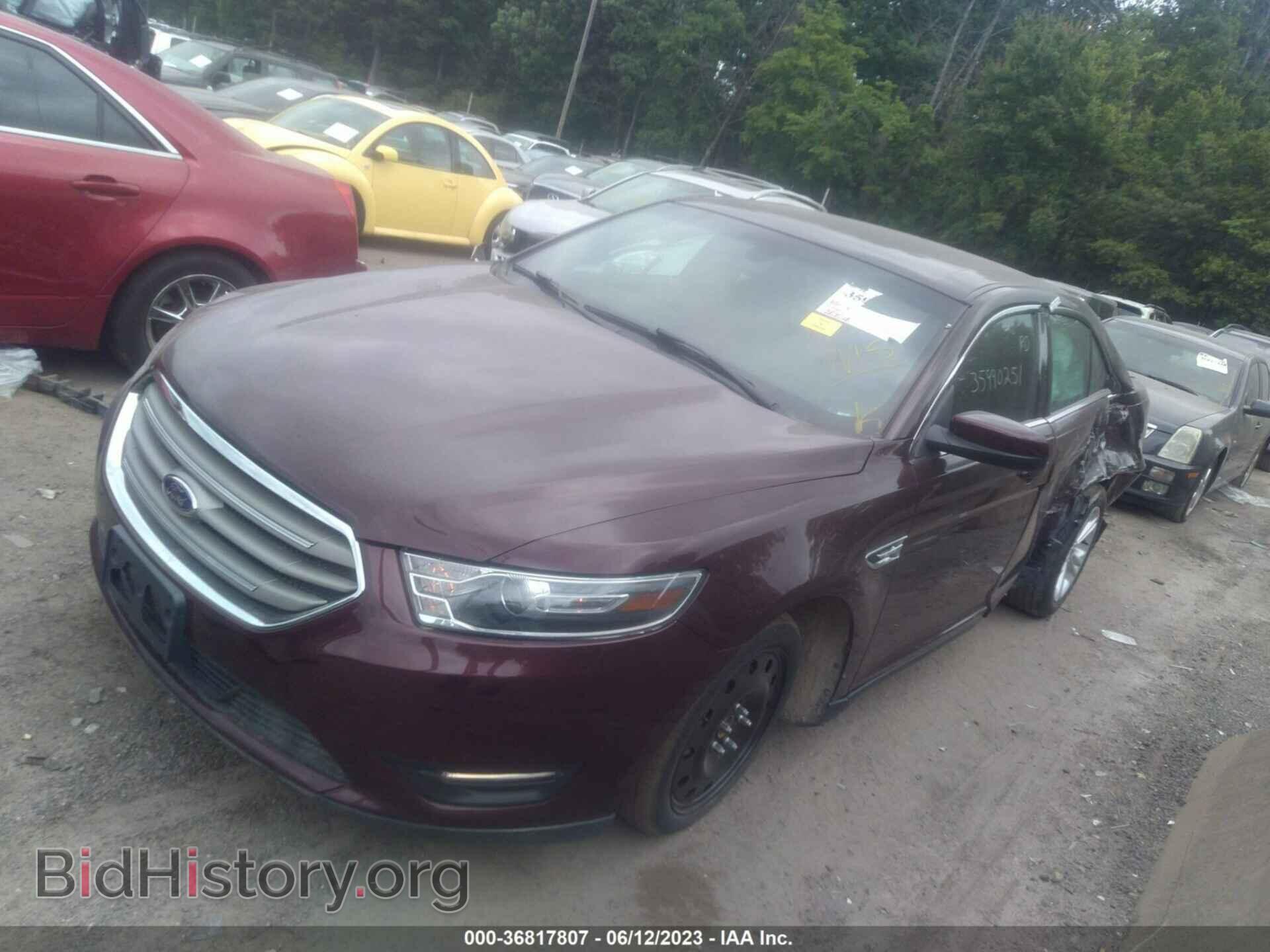 2018 FORD TAURUS - VIN: 1FAHP2E82JG130952 - Фото 2