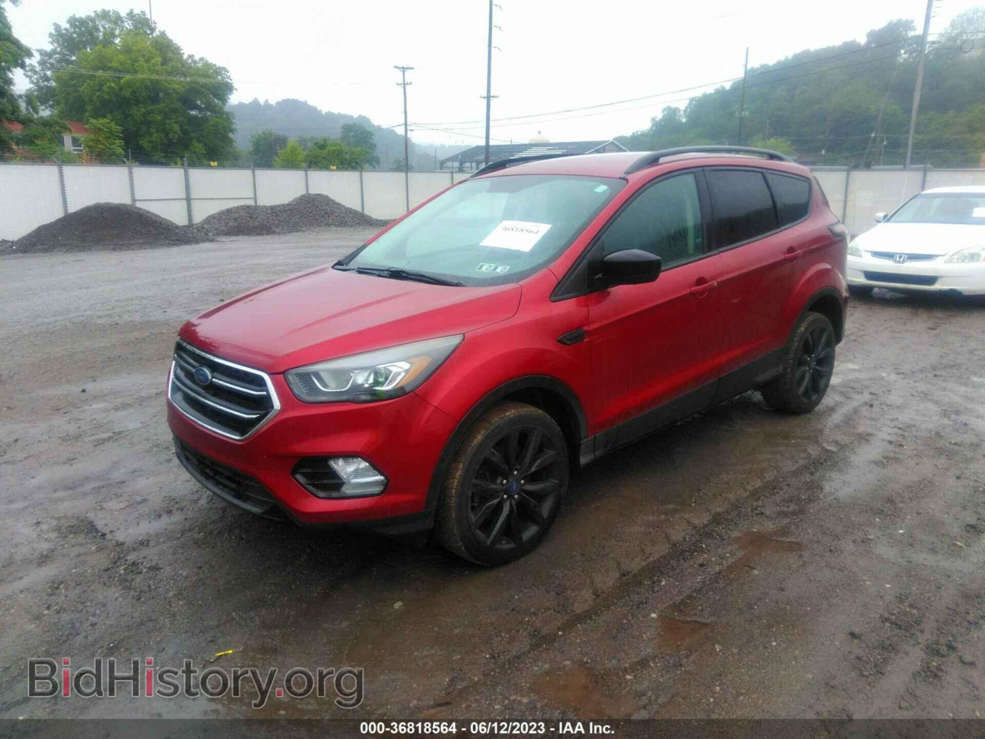 2017 FORD ESCAPE - VIN: 1FMCU9GD5HUB23078 - Фото 2