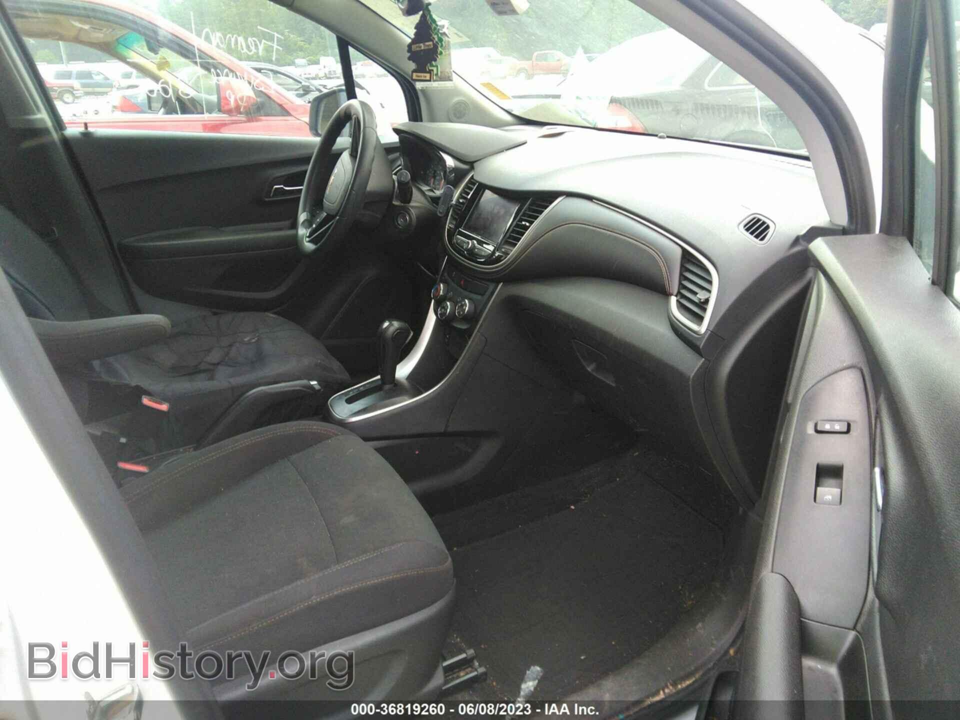 2020 CHEVROLET TRAX - VIN: 3GNCJNSB8LL304133 - Фото 5