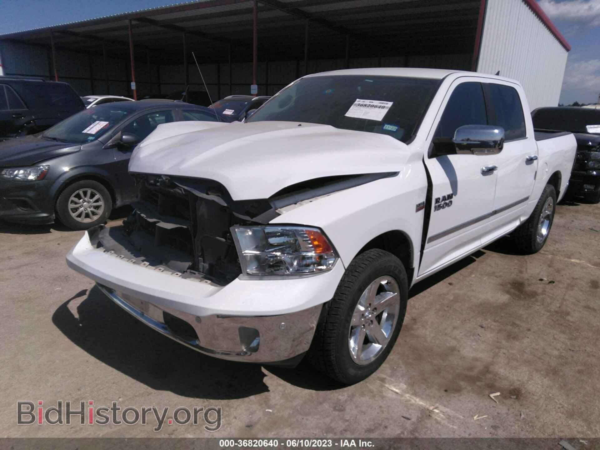 2018 RAM 1500 - VIN: 1C6RR6LT5JS272692 - Photo 2