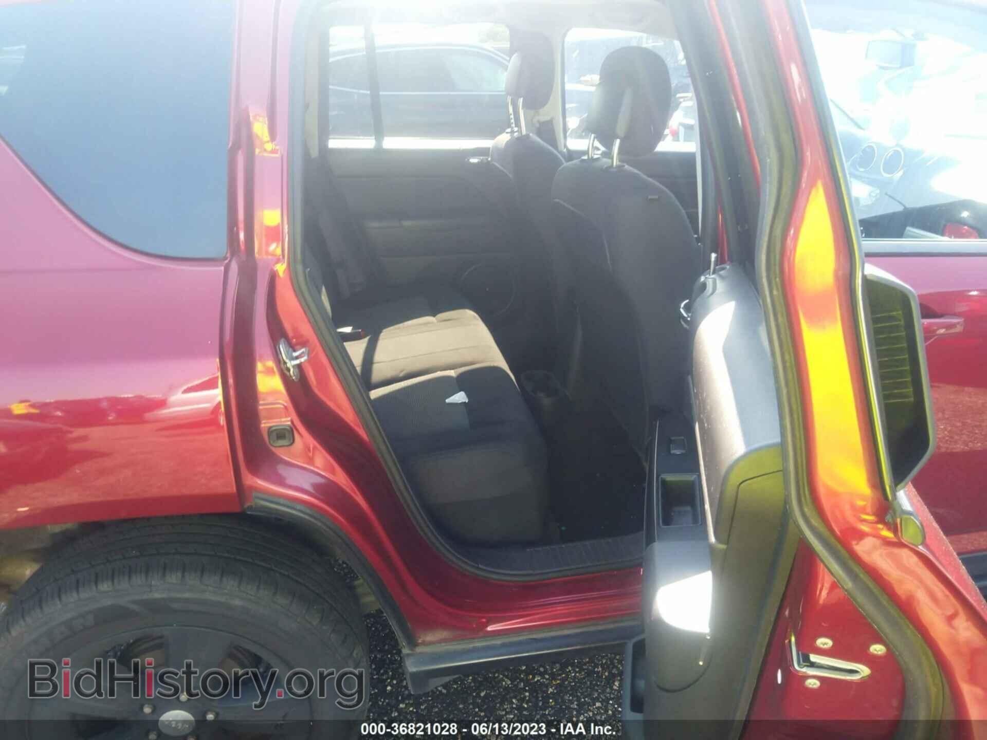 2014 JEEP COMPASS - VIN: 1C4NJCBB7ED510946 - Фото 8