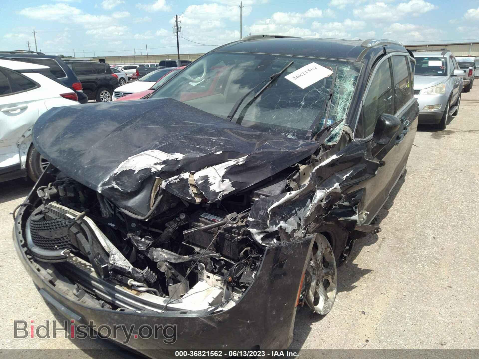 2017 CHRYSLER PACIFICA - VIN: 2C4RC1EG4HR608762 - Фото 2