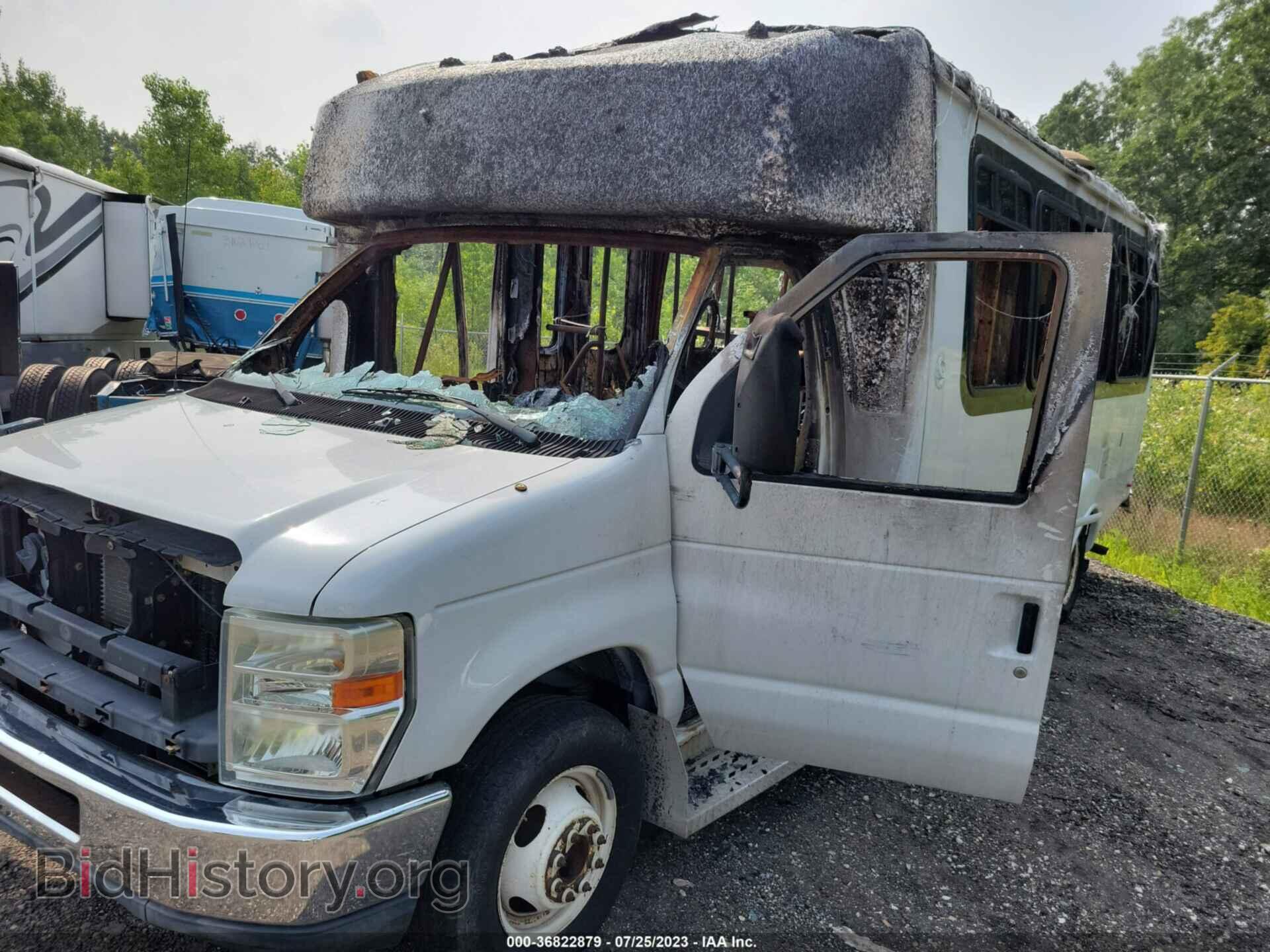 2010 FORD E-450 CUTAWAY - VIN: 1FDFE4FS5ADA34856 - Фото 2