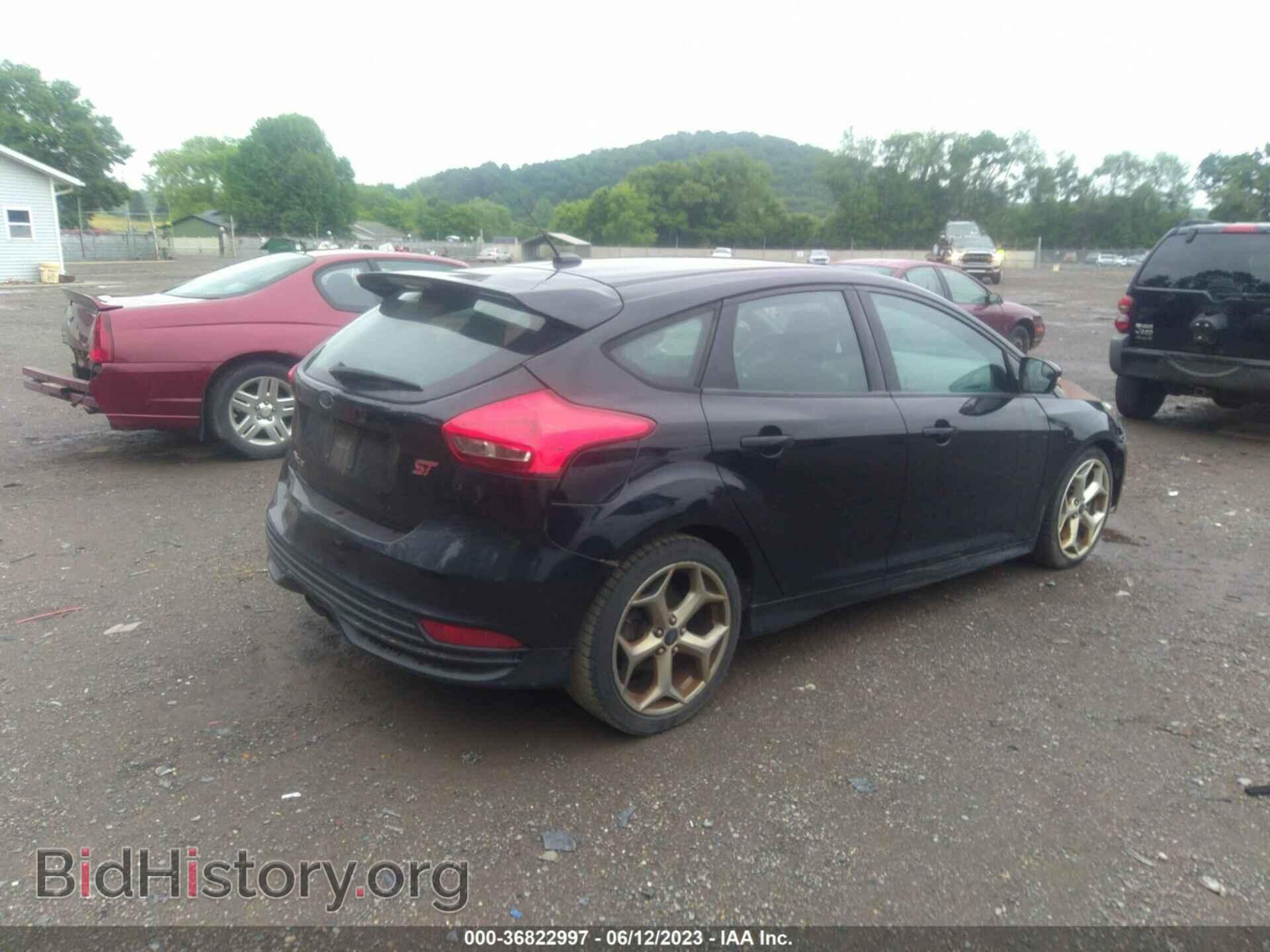 2016 FORD FOCUS - VIN: 1FADP3L97GL233493 - Photo 4