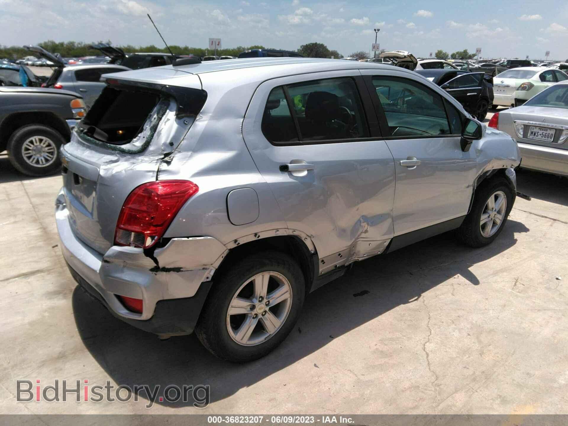 2020 CHEVROLET TRAX - VIN: 3GNCJKSB6LL163724 - Фото 4