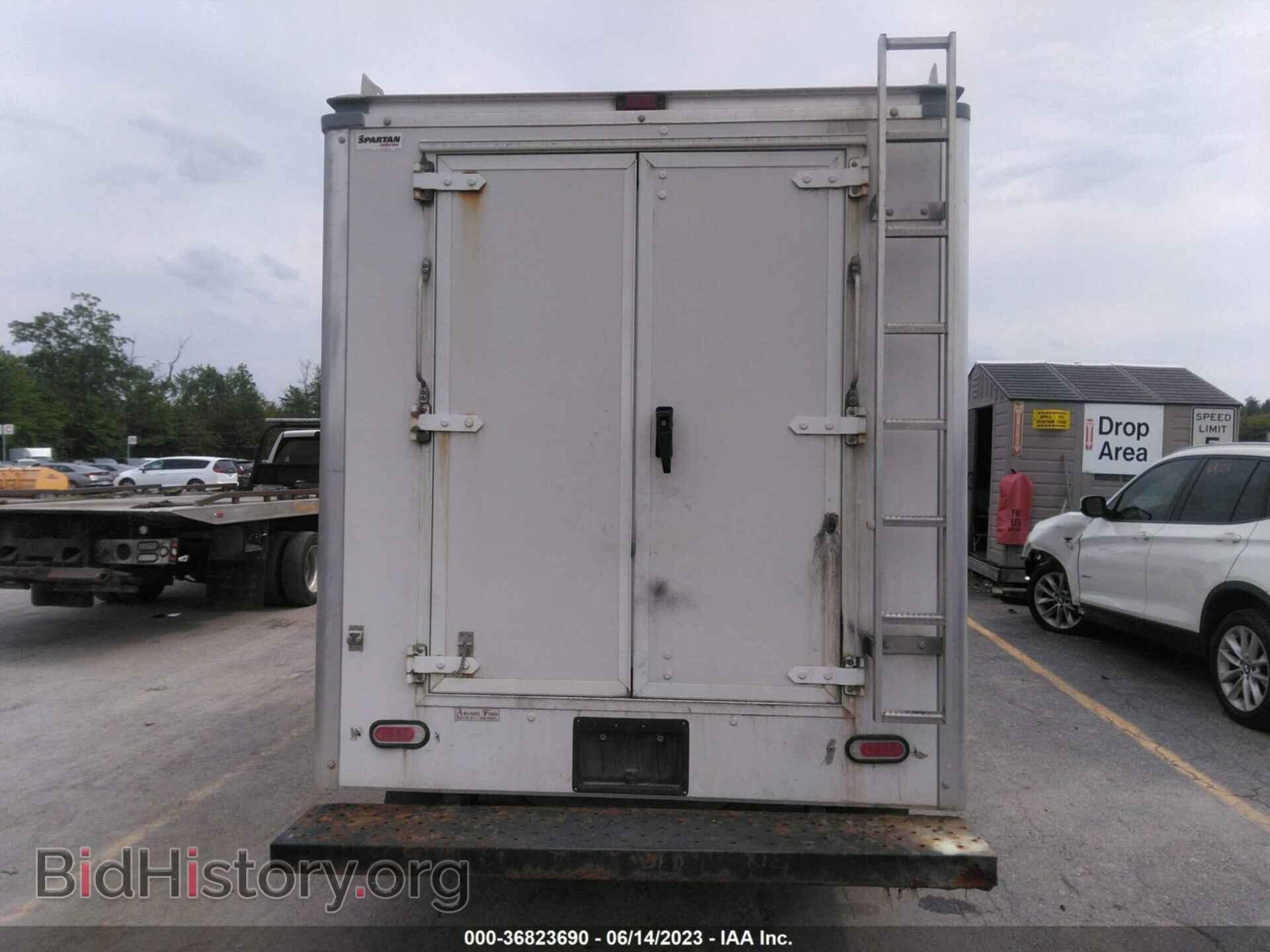 2017 FORD E-350 CUTAWAY - VIN: 1FDWE3FS2HDC06524 - Photo 8
