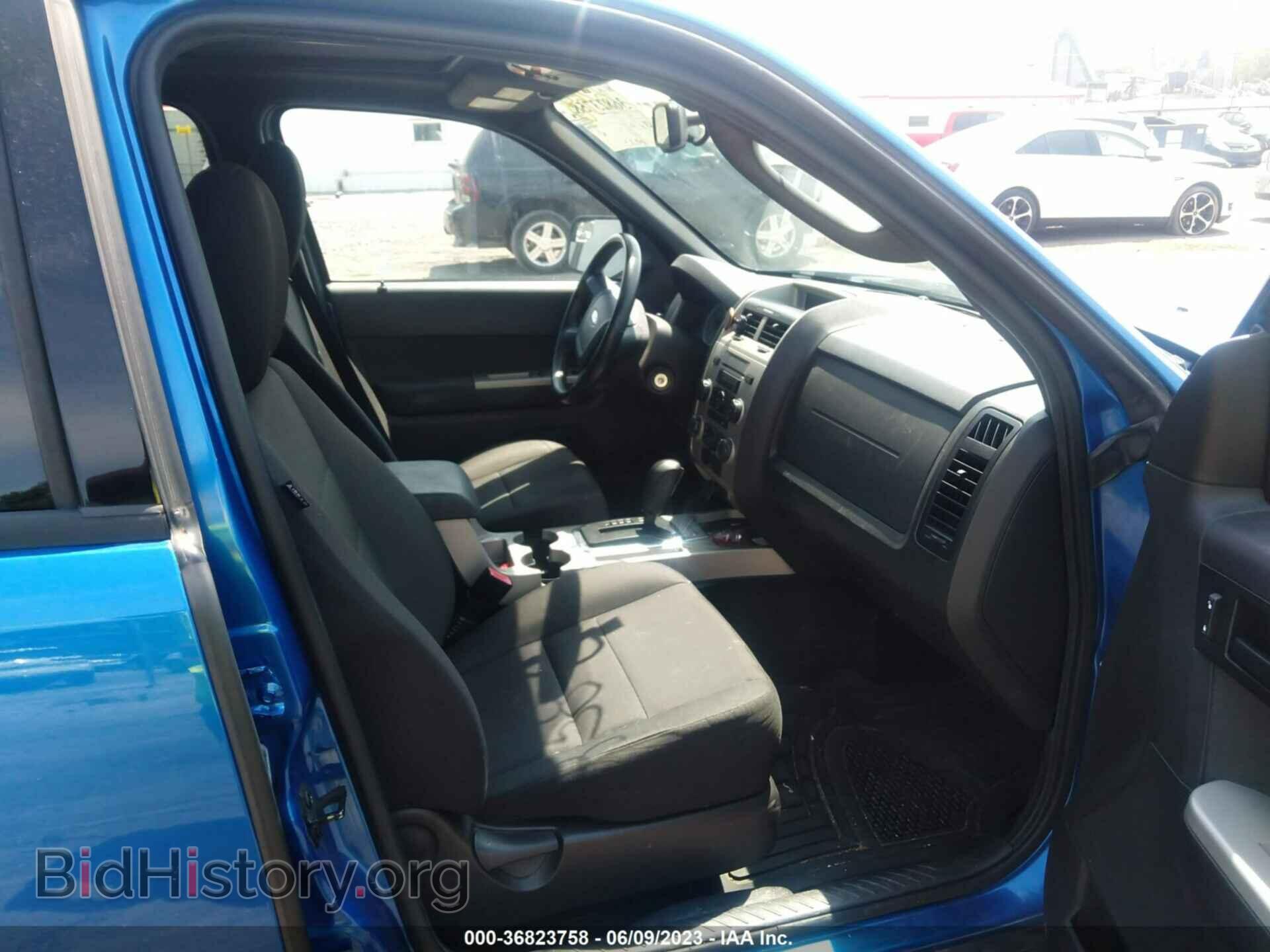 2011 FORD ESCAPE - VIN: 1FMCU0D76BKB64672 - Фото 5
