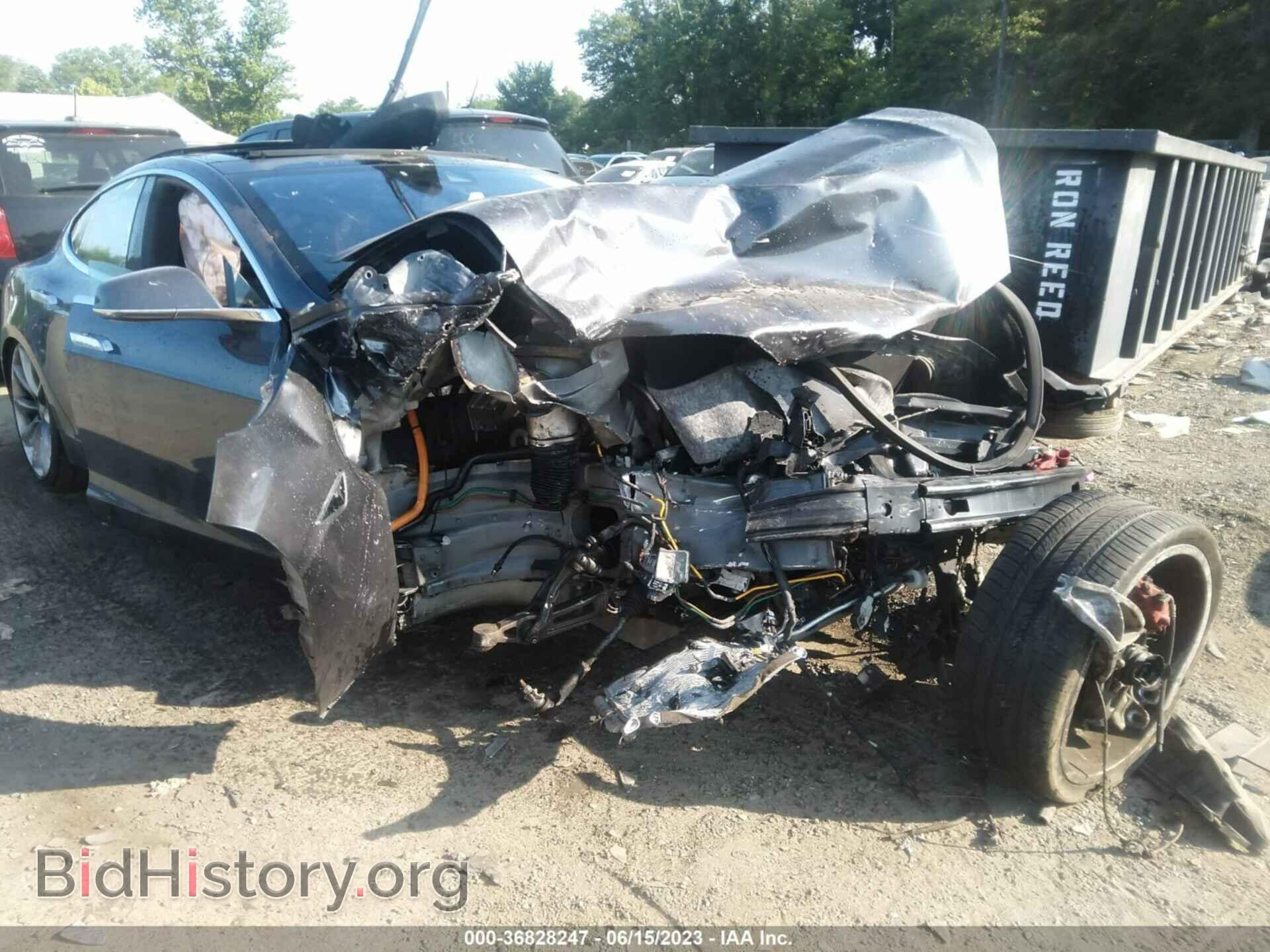 2014 TESLA MODEL S - VIN: 5YJSA1H21EFP64840 - Photo 6