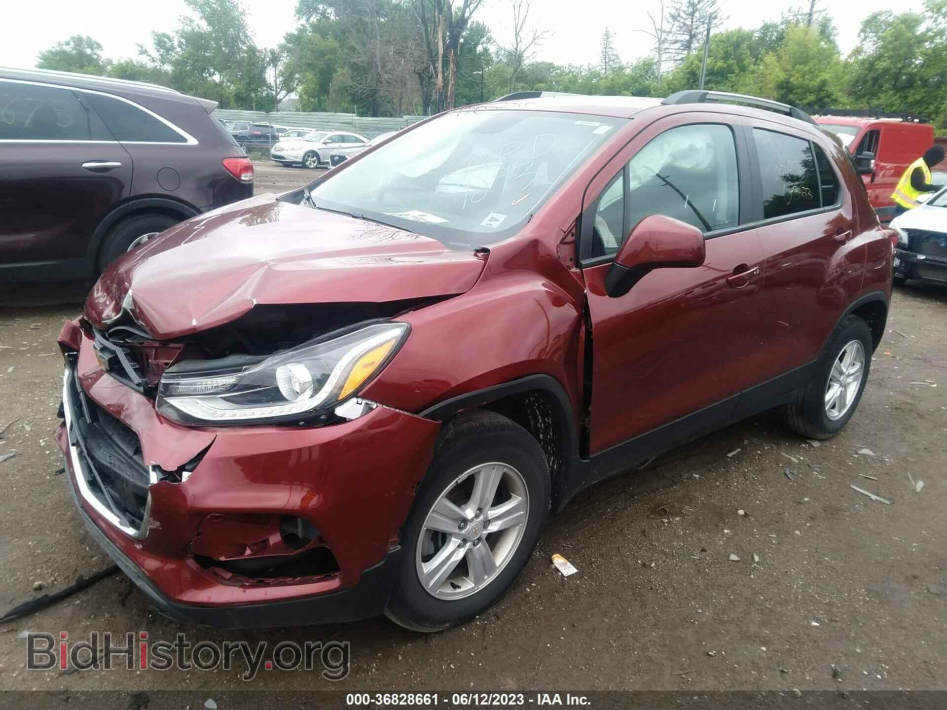 2021 CHEVROLET TRAX - VIN: KL7CJPSB1MB339293 - Фото 2