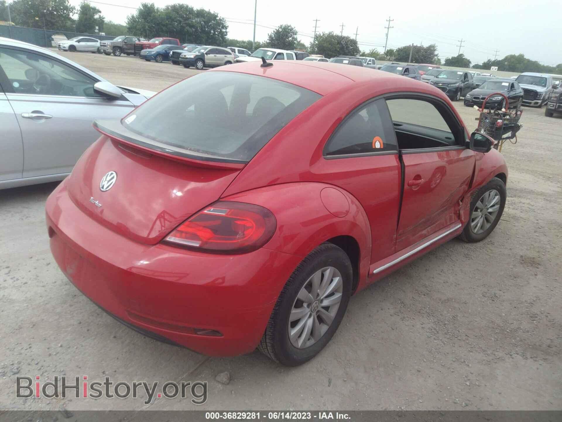 2019 VOLKSWAGEN BEETLE - VIN: 3VWFD7AT7KM708954 - Фото 4