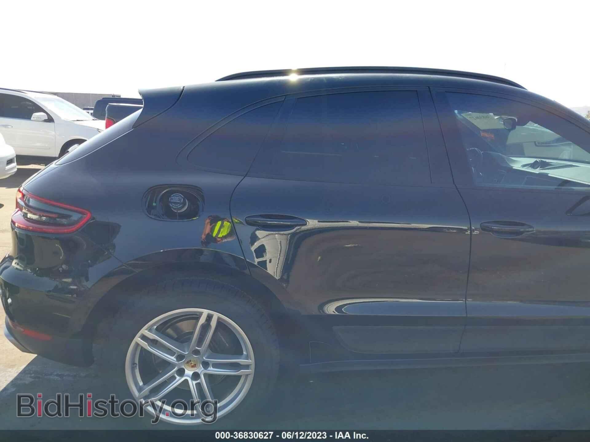 2018 PORSCHE MACAN - VIN: WP1AA2A51JLB21965 - Photo 14