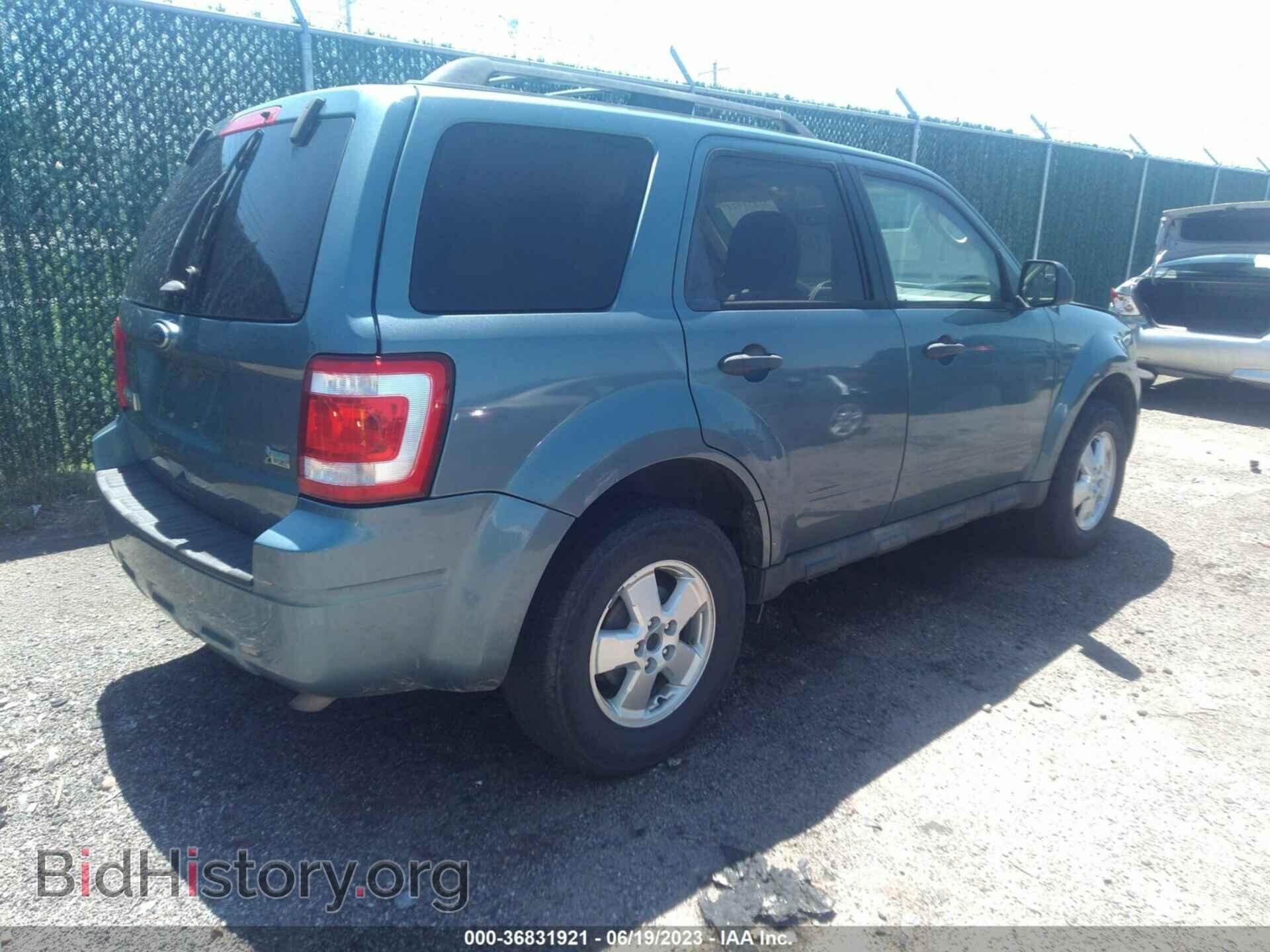 2011 FORD ESCAPE - VIN: 1FMCU0DG8BKB97933 - Photo 4