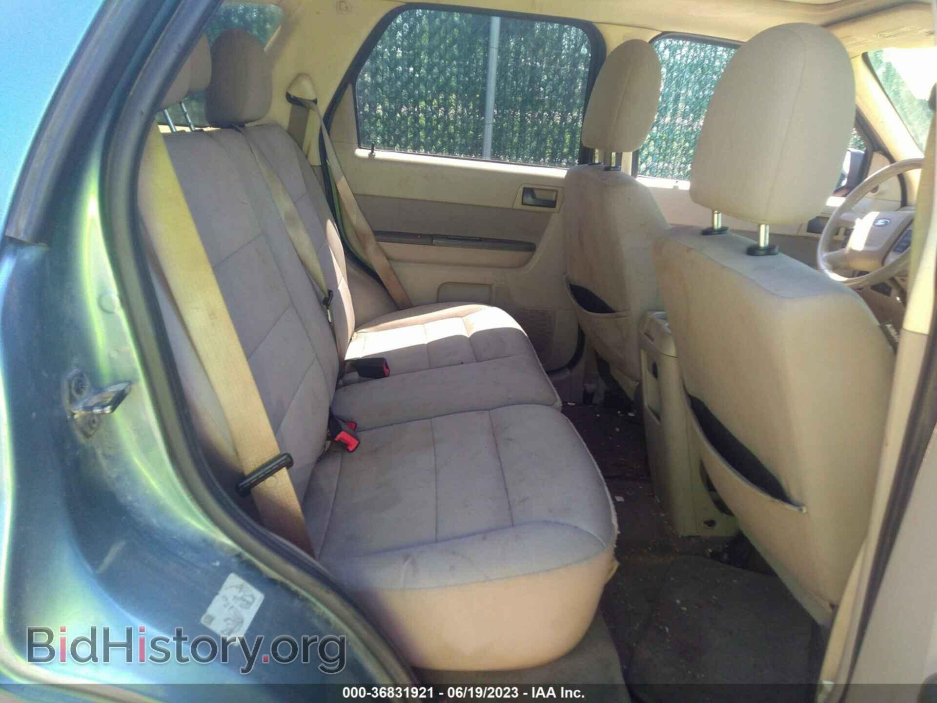 2011 FORD ESCAPE - VIN: 1FMCU0DG8BKB97933 - Photo 8