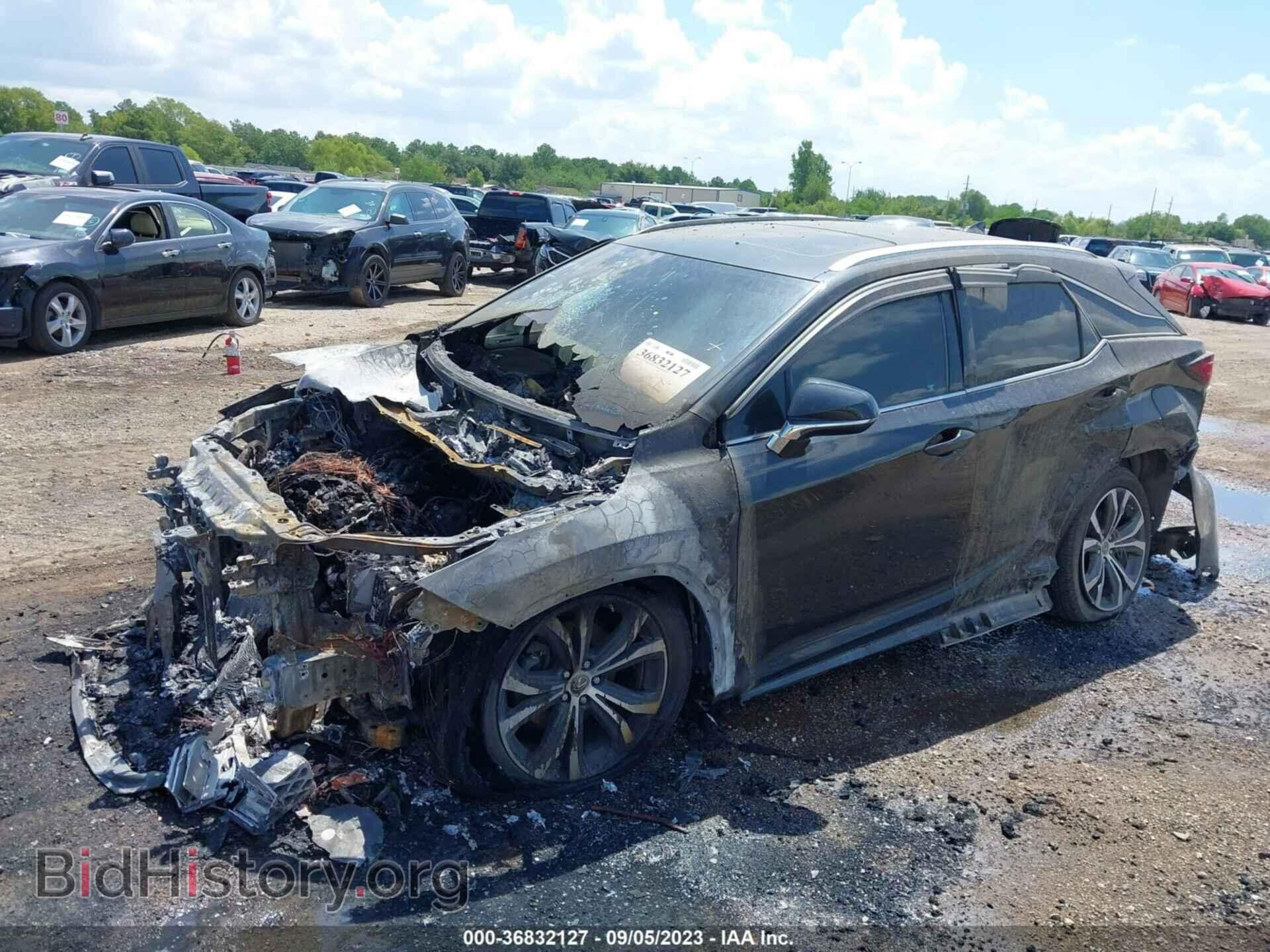 2017 LEXUS RX - VIN: 2T2ZZMCA2HC067270 - Фото 2