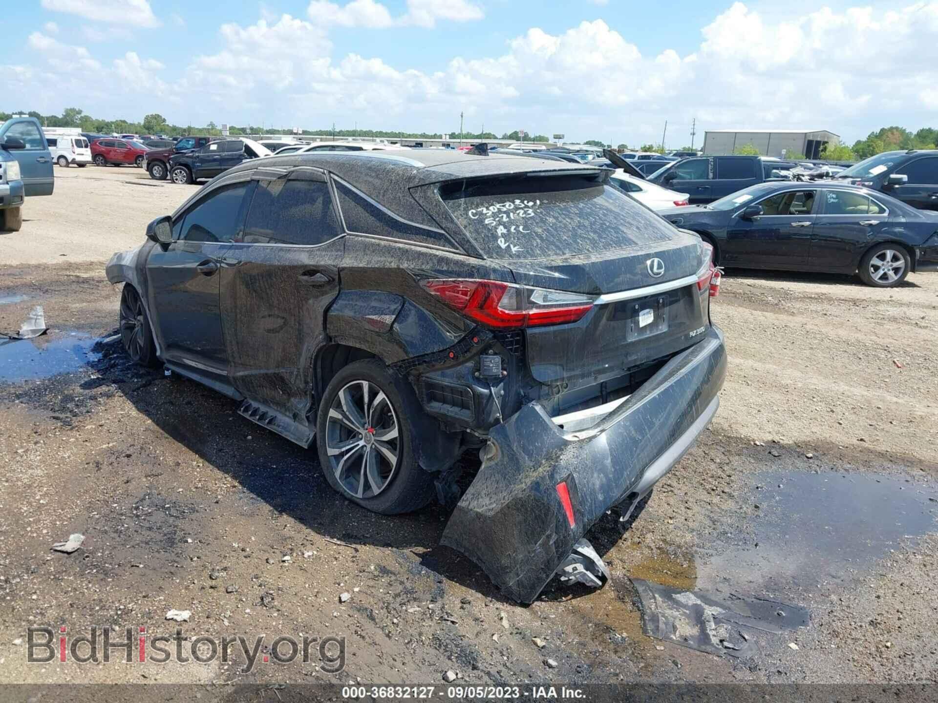 2017 LEXUS RX - VIN: 2T2ZZMCA2HC067270 - Фото 3