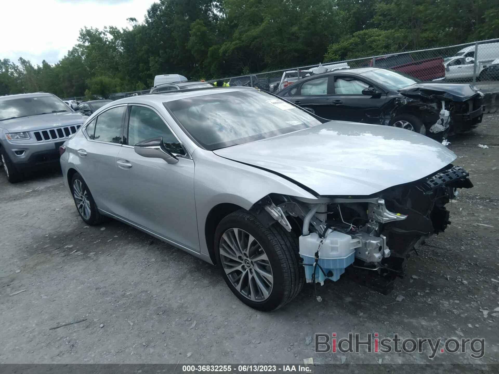 Photo 58ADZ1B17MU095615 - LEXUS ES 2021