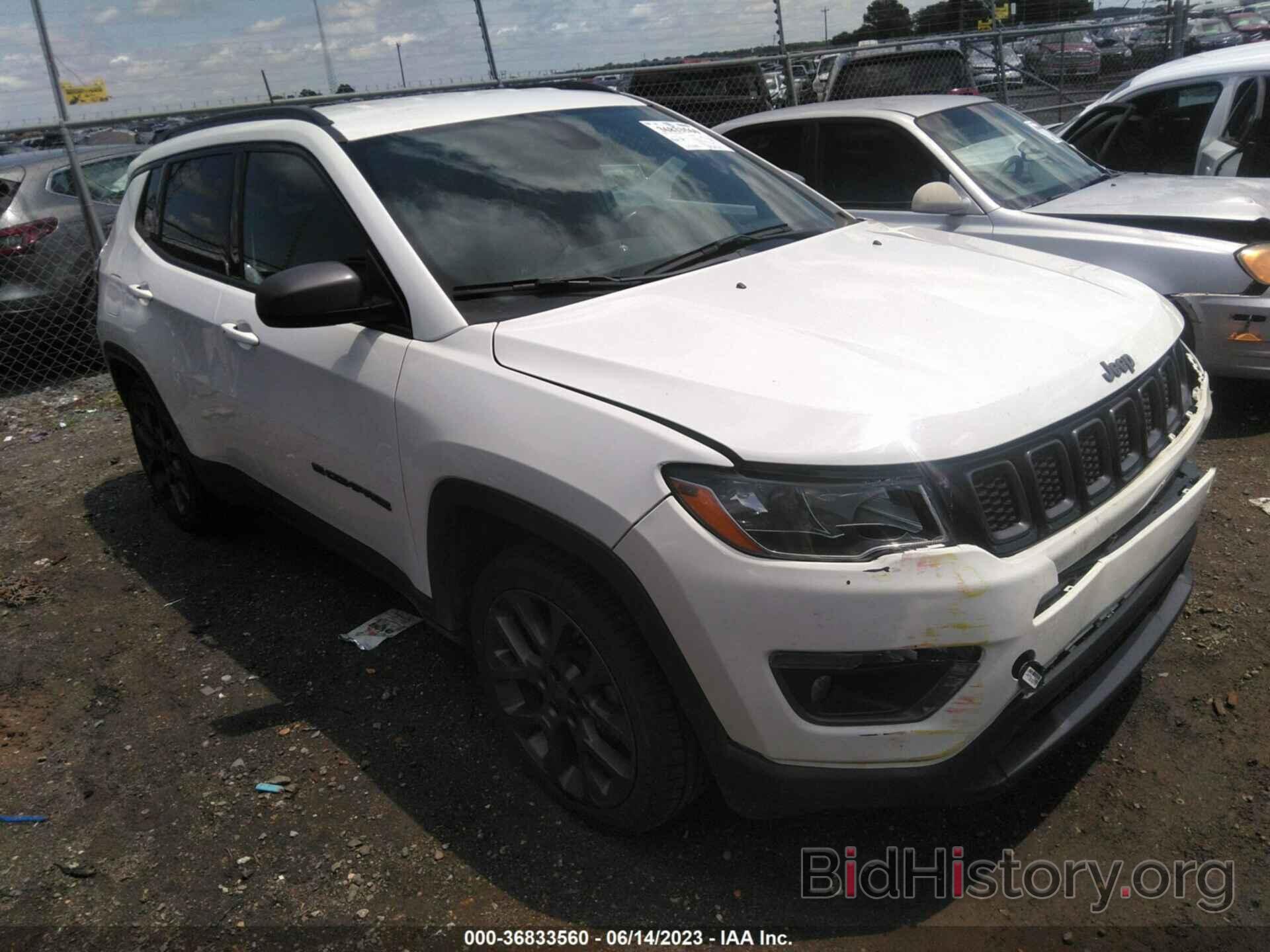 Photo 3C4NJCEB3MT542426 - JEEP COMPASS 2021