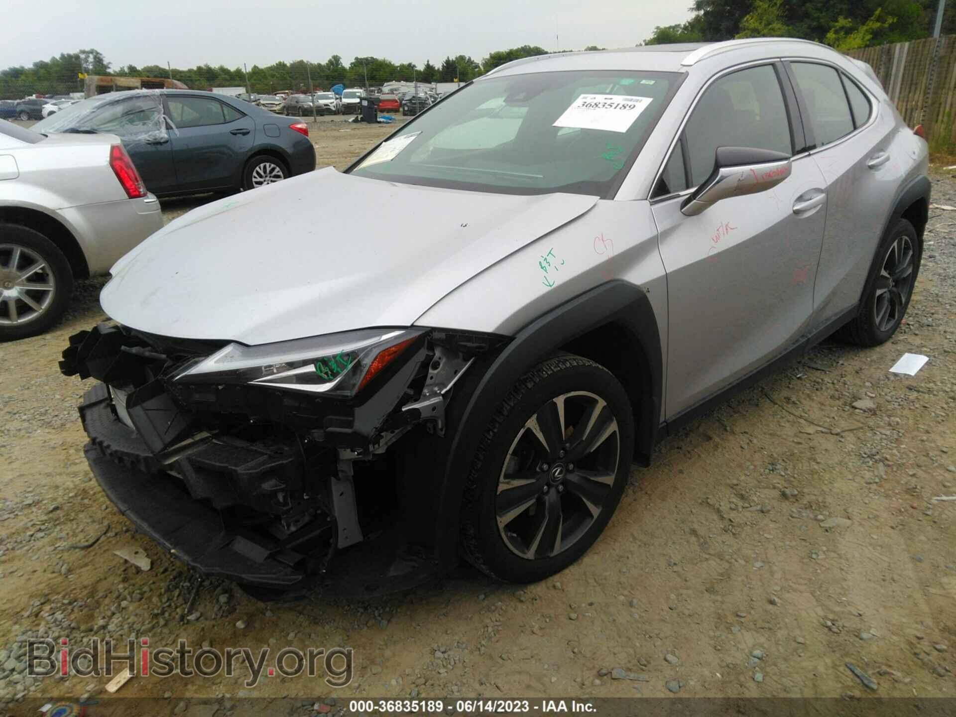2019 LEXUS UX - VIN: JTHY3JBH2K2005242 - Photo 2