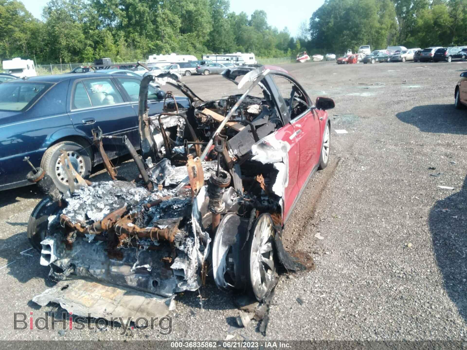 2017 TESLA MODEL X - VIN: 5YJXCBE22HF039701 - Photo 4