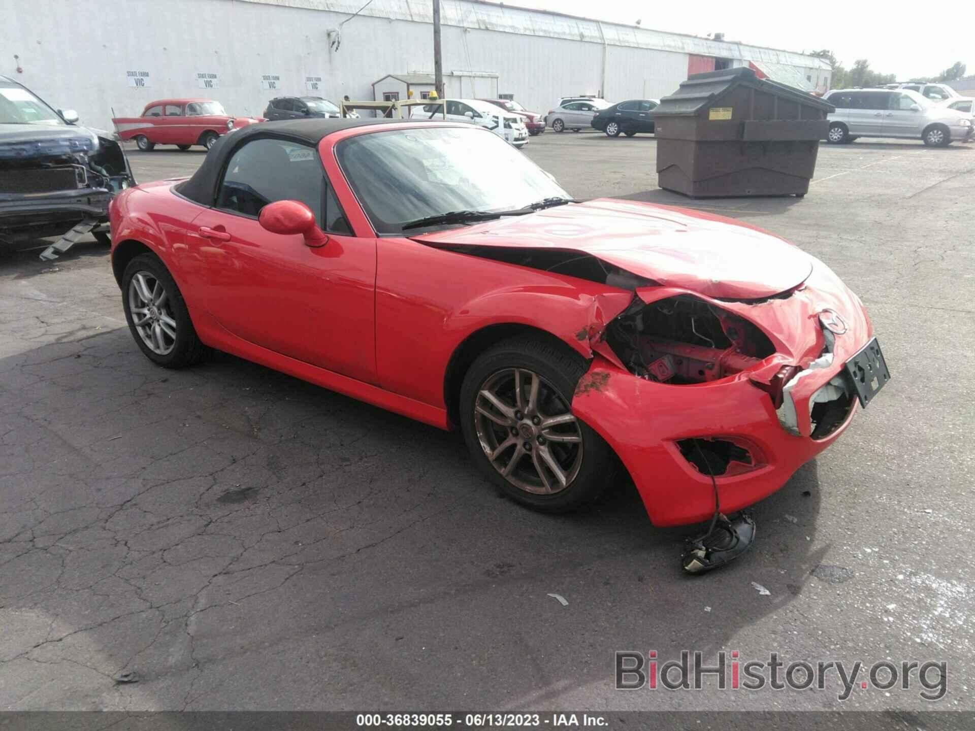 Photo JM1NC2JF1B0215384 - MAZDA MX-5 MIATA 2011