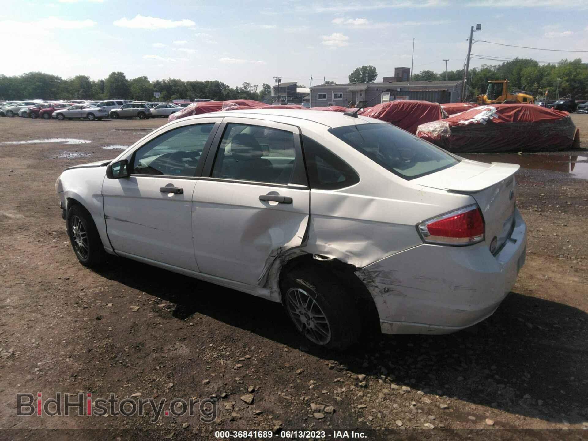 2011 FORD FOCUS - VIN: 1FAHP3FN1BW112217 - Фото 3