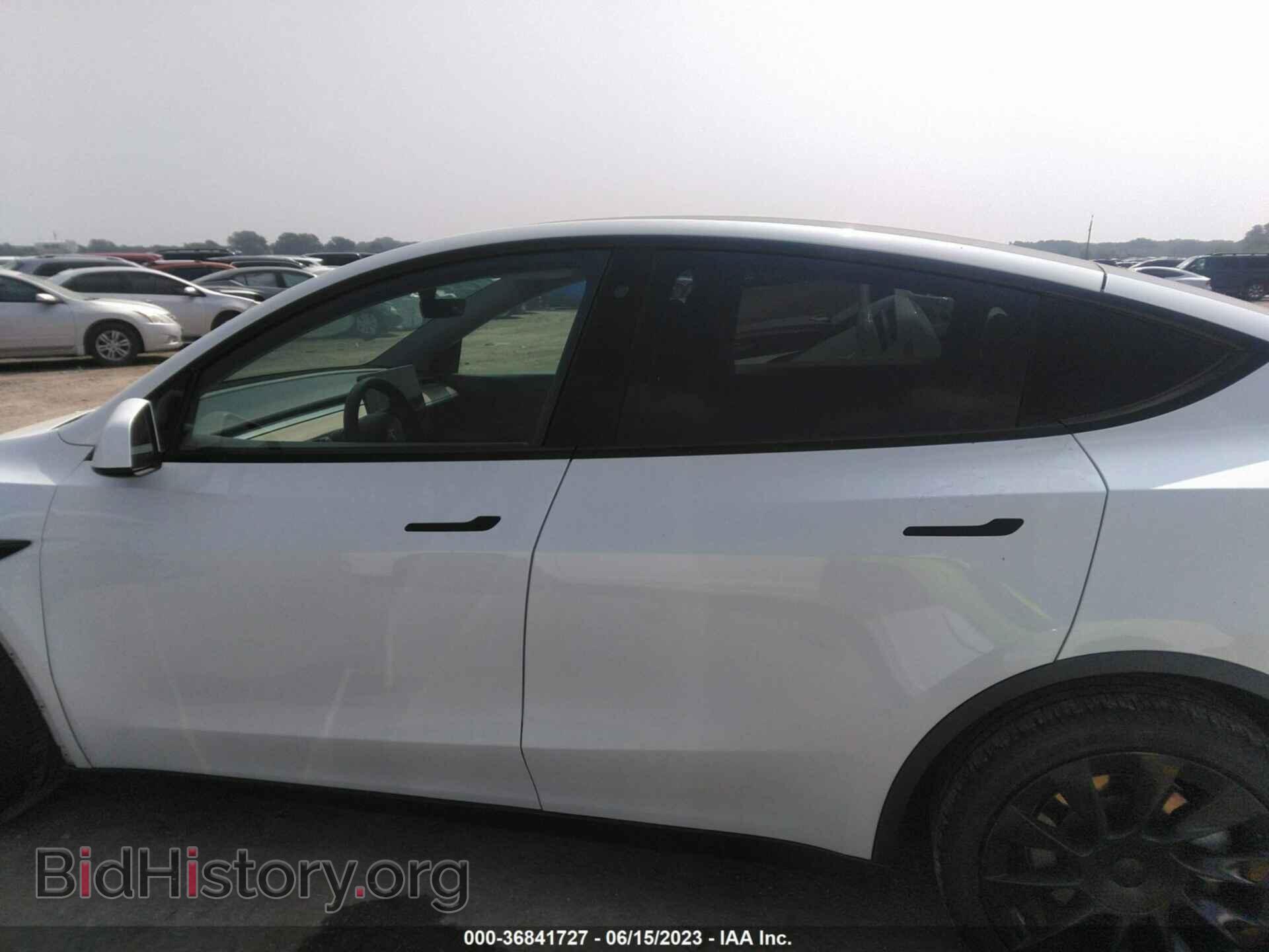 2020 TESLA MODEL Y - VIN: 5YJYGDEE8LF038849 - Photo 13