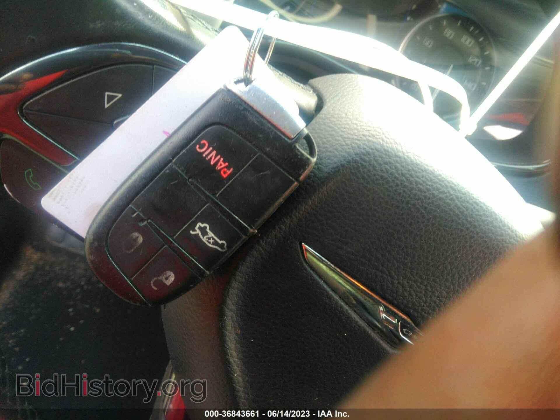 2015 CHRYSLER 200 - VIN: 1C3CCCBBXFN709684 - Фото 11