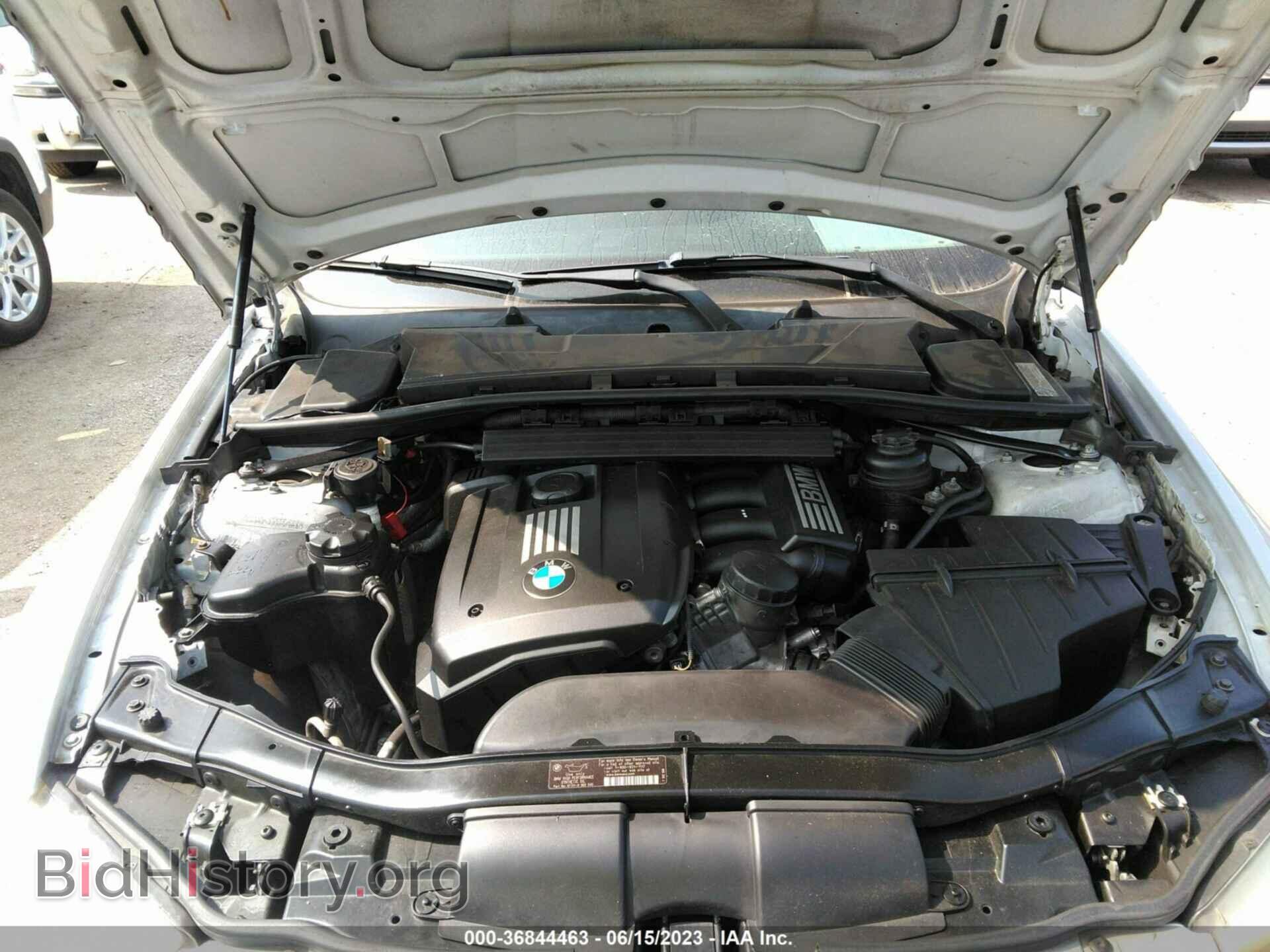 2011 BMW 3 SERIES - VIN: WBAPH7C51BE851881 - Фото 10