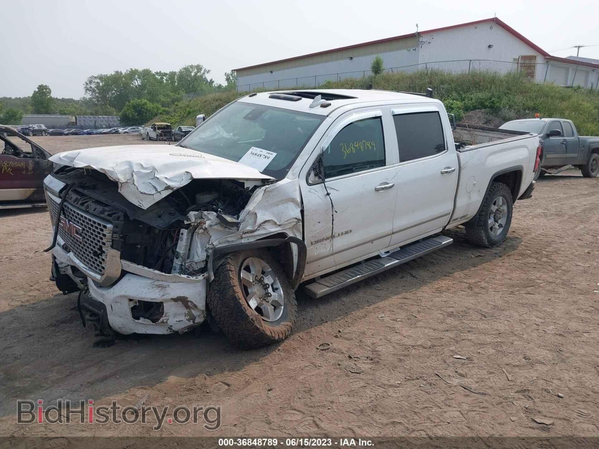 2015 GMC SIERRA 2500HD - VIN: 1GT120E81FF564503 - Фото 2