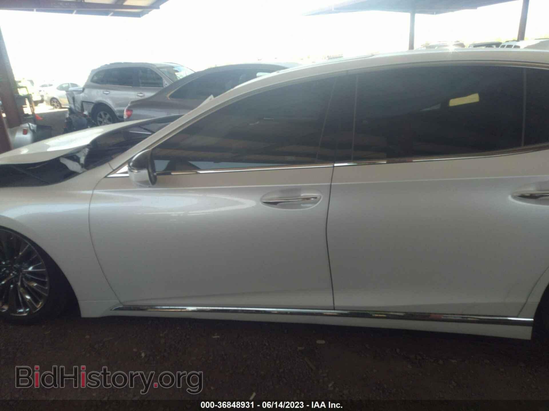 2019 LEXUS LS - VIN: JTHB51FF6K5009589 - Photo 14