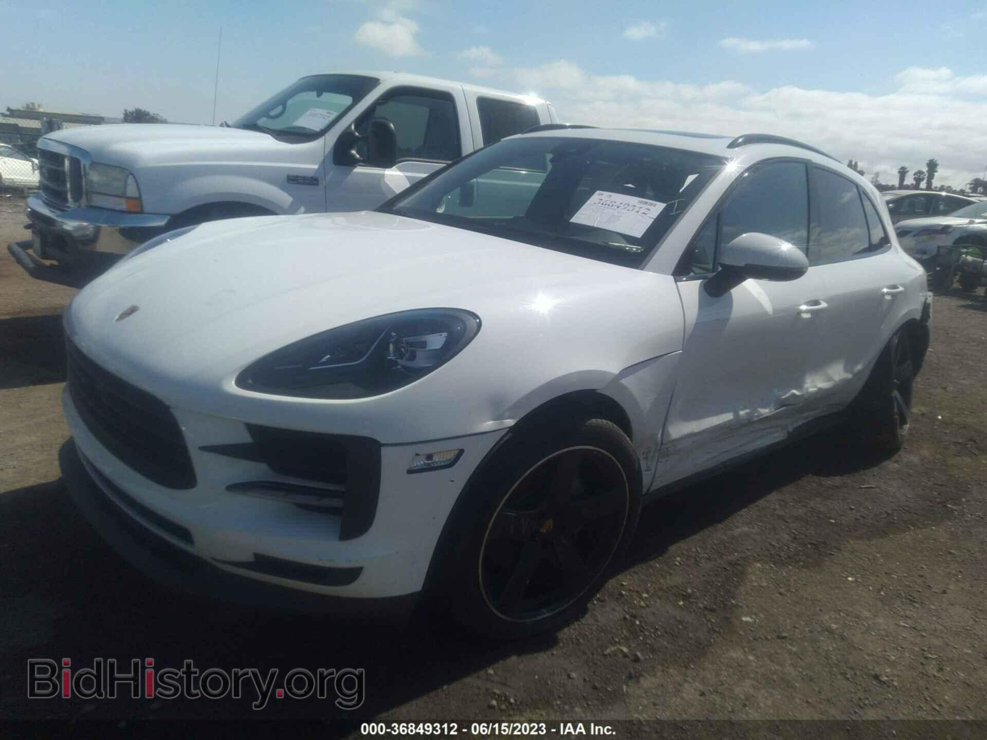 2020 PORSCHE MACAN - VIN: WP1AB2A55LLB35612 - Photo 2