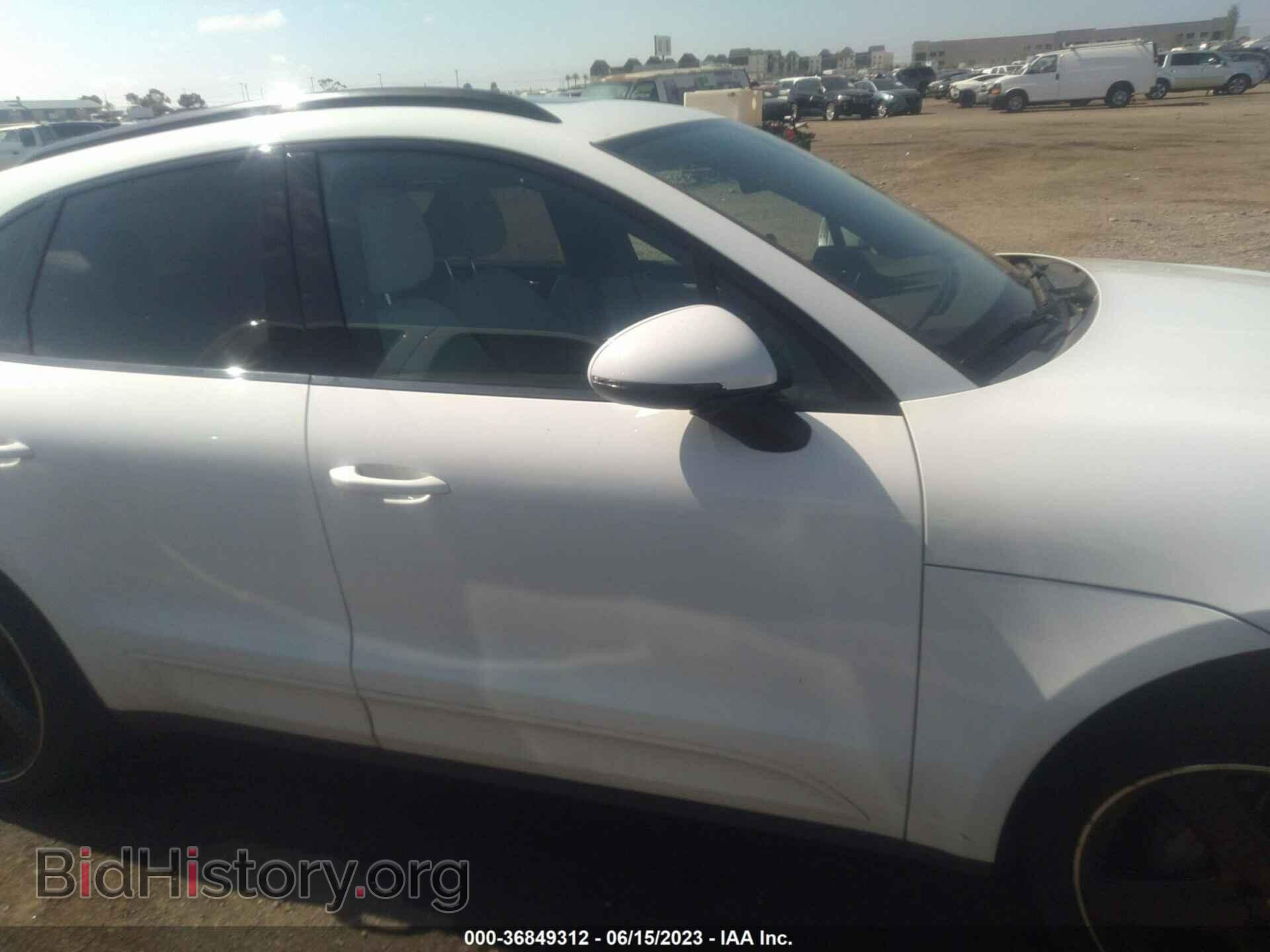 2020 PORSCHE MACAN - VIN: WP1AB2A55LLB35612 - Photo 13