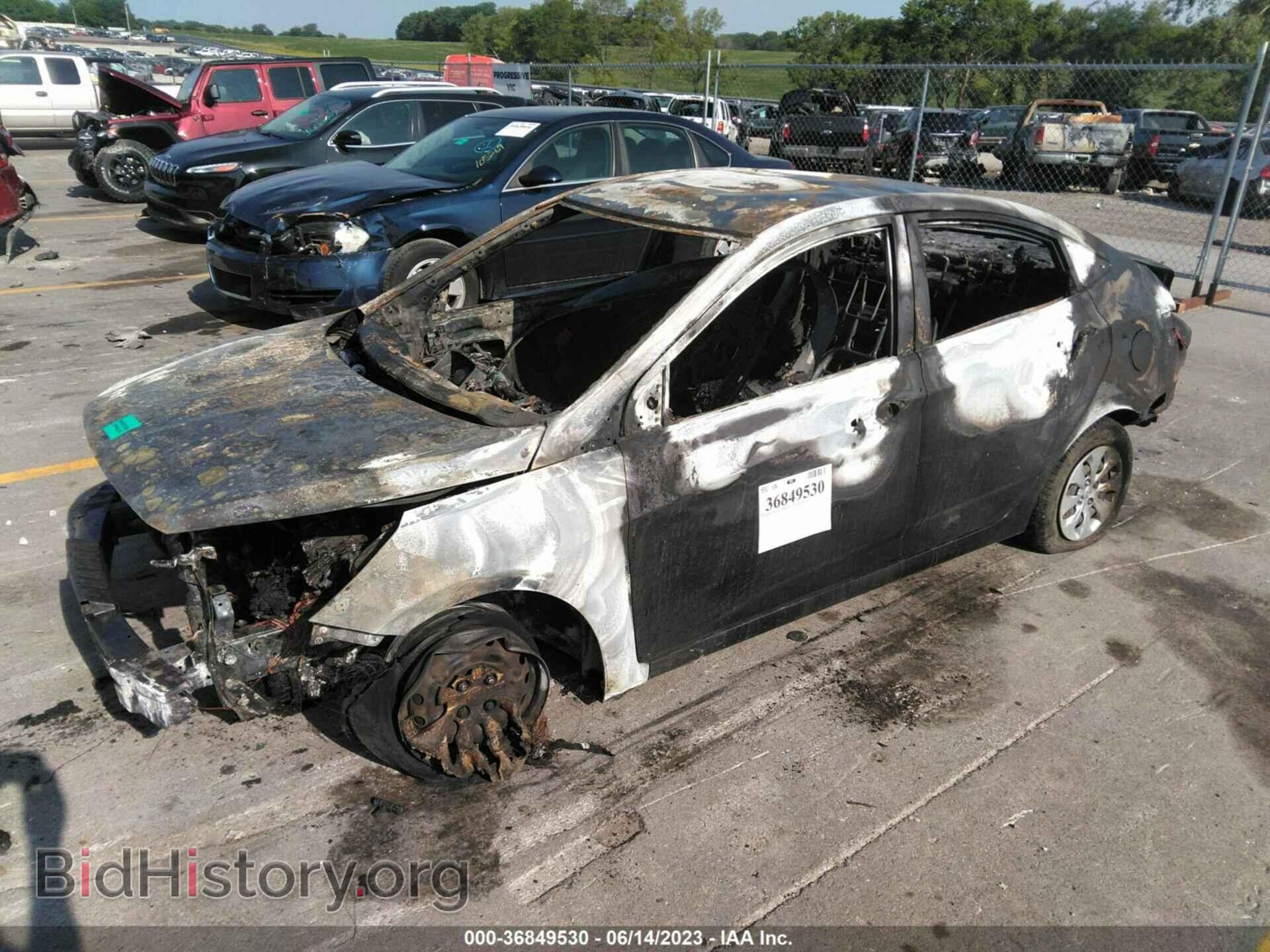 2015 HYUNDAI ACCENT - VIN: KMHCT4AE2FU911224 - Фото 2