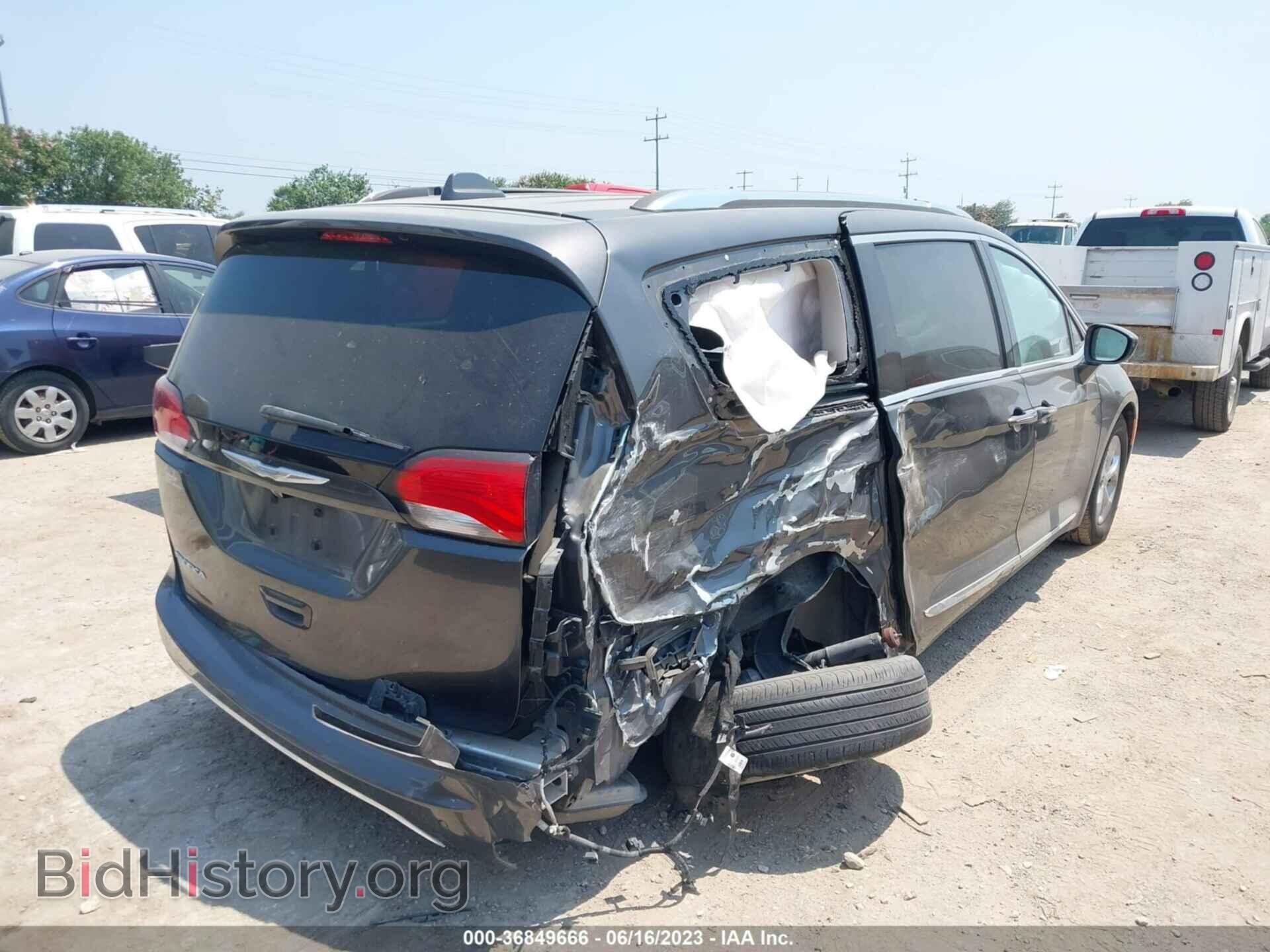 2017 CHRYSLER PACIFICA - VIN: 2C4RC1EG9HR579159 - Фото 4