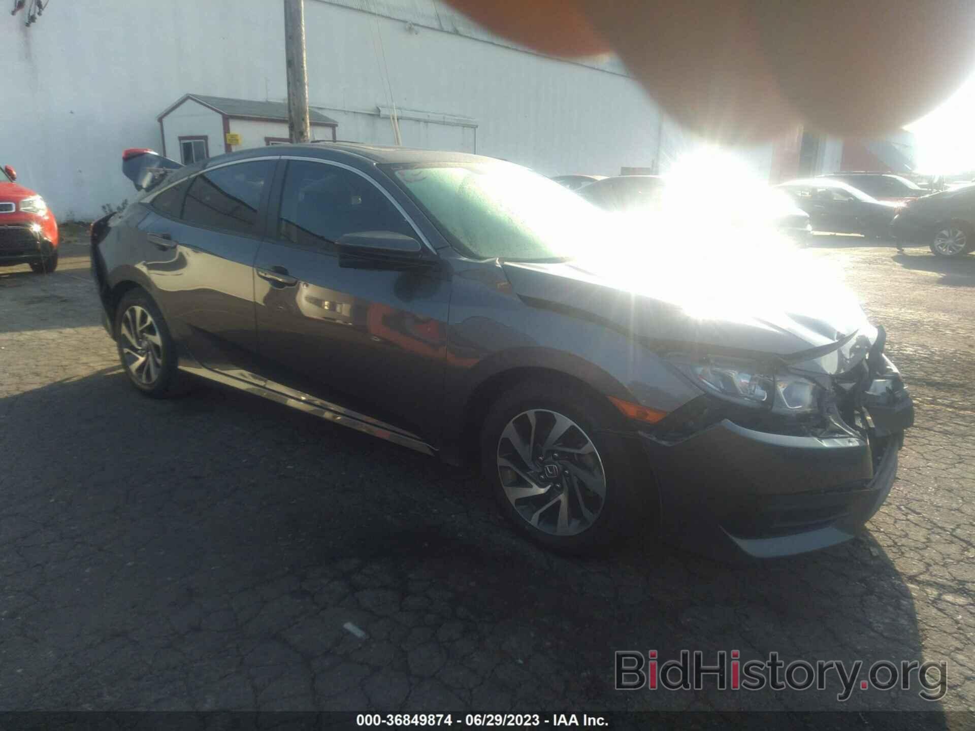 Photo 2HGFC2F78JH551535 - HONDA CIVIC SEDAN 2018