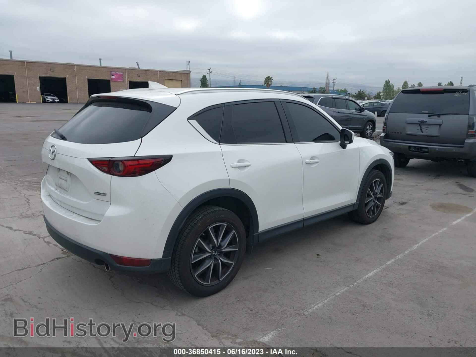 2018 MAZDA CX-5 - VIN: JM3KFBDMXJ0368078 - Фото 4