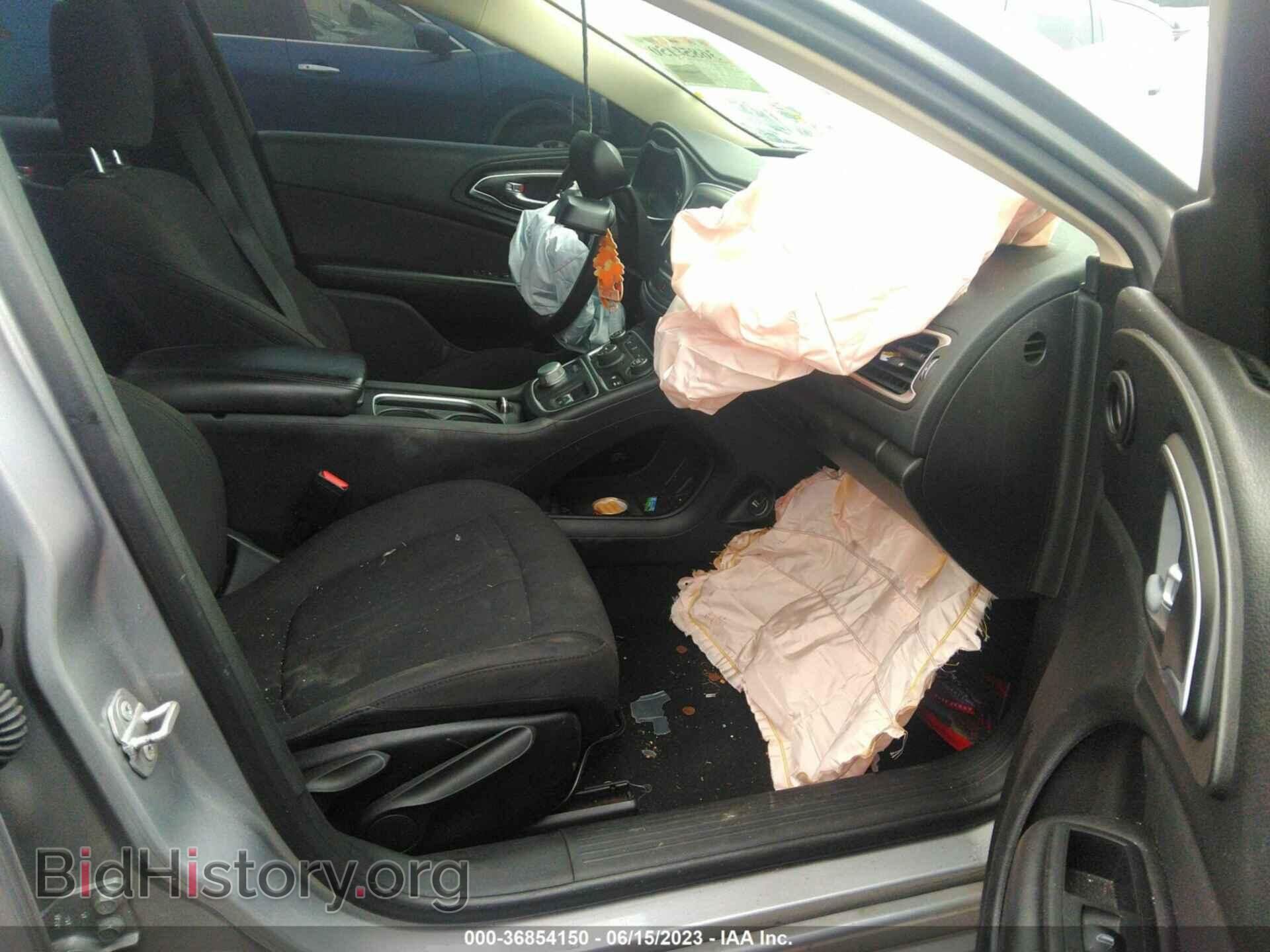 2016 CHRYSLER 200 - VIN: 1C3CCCAB7GN116819 - Фото 5