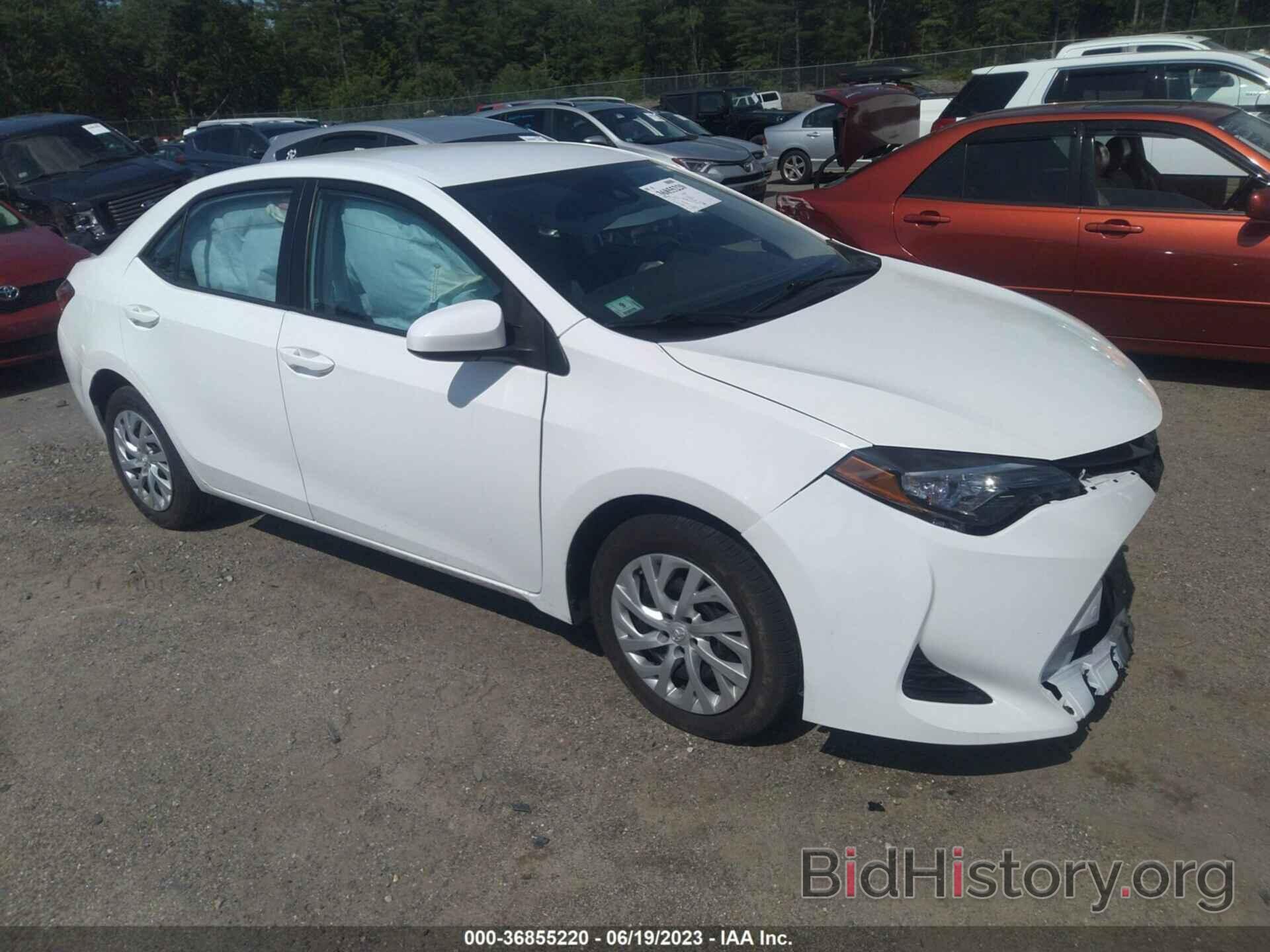 Photo 5YFBURHE4JP755774 - TOYOTA COROLLA 2018