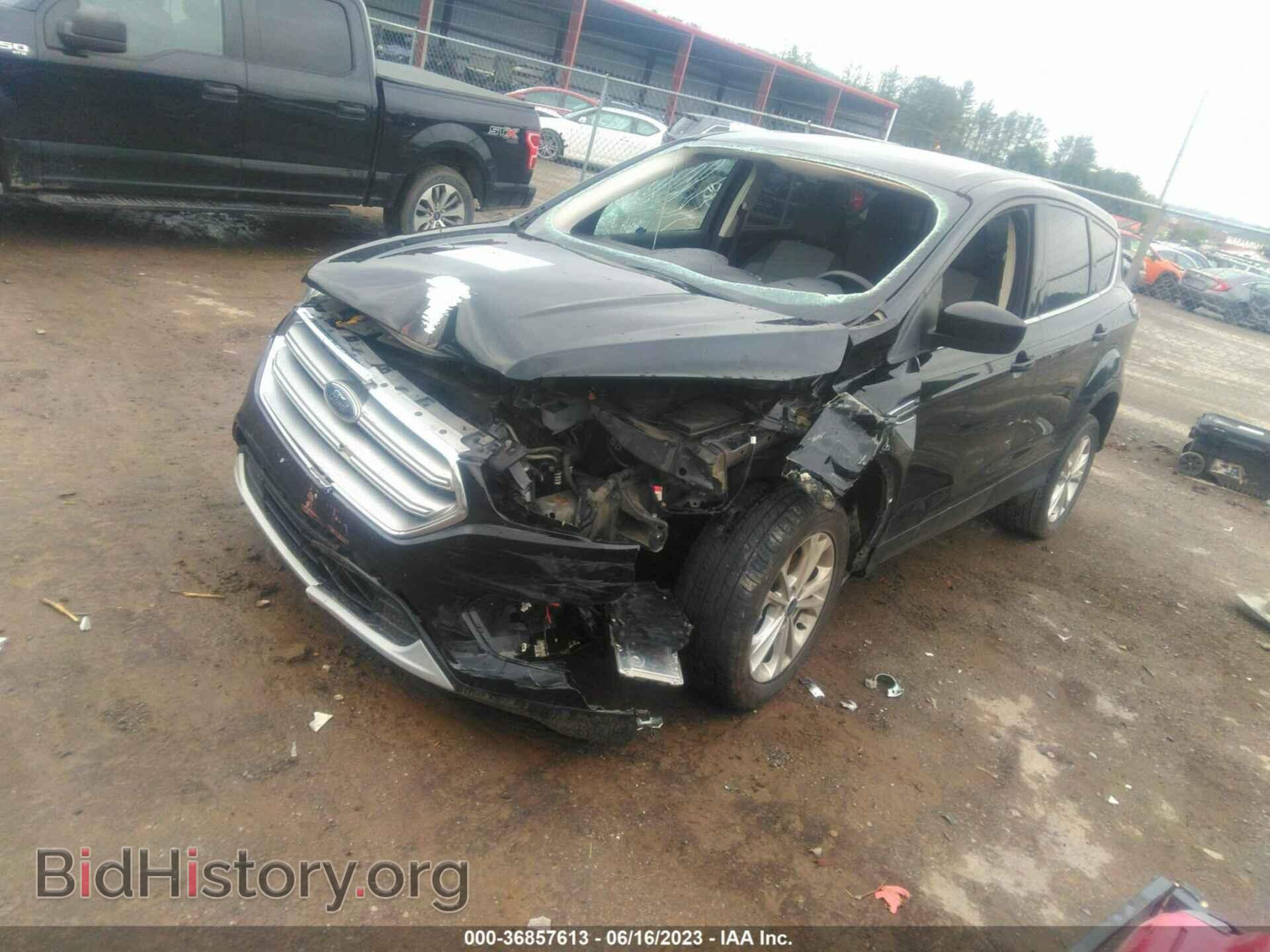 2017 FORD ESCAPE - VIN: 1FMCU9G94HUC52523 - Фото 2