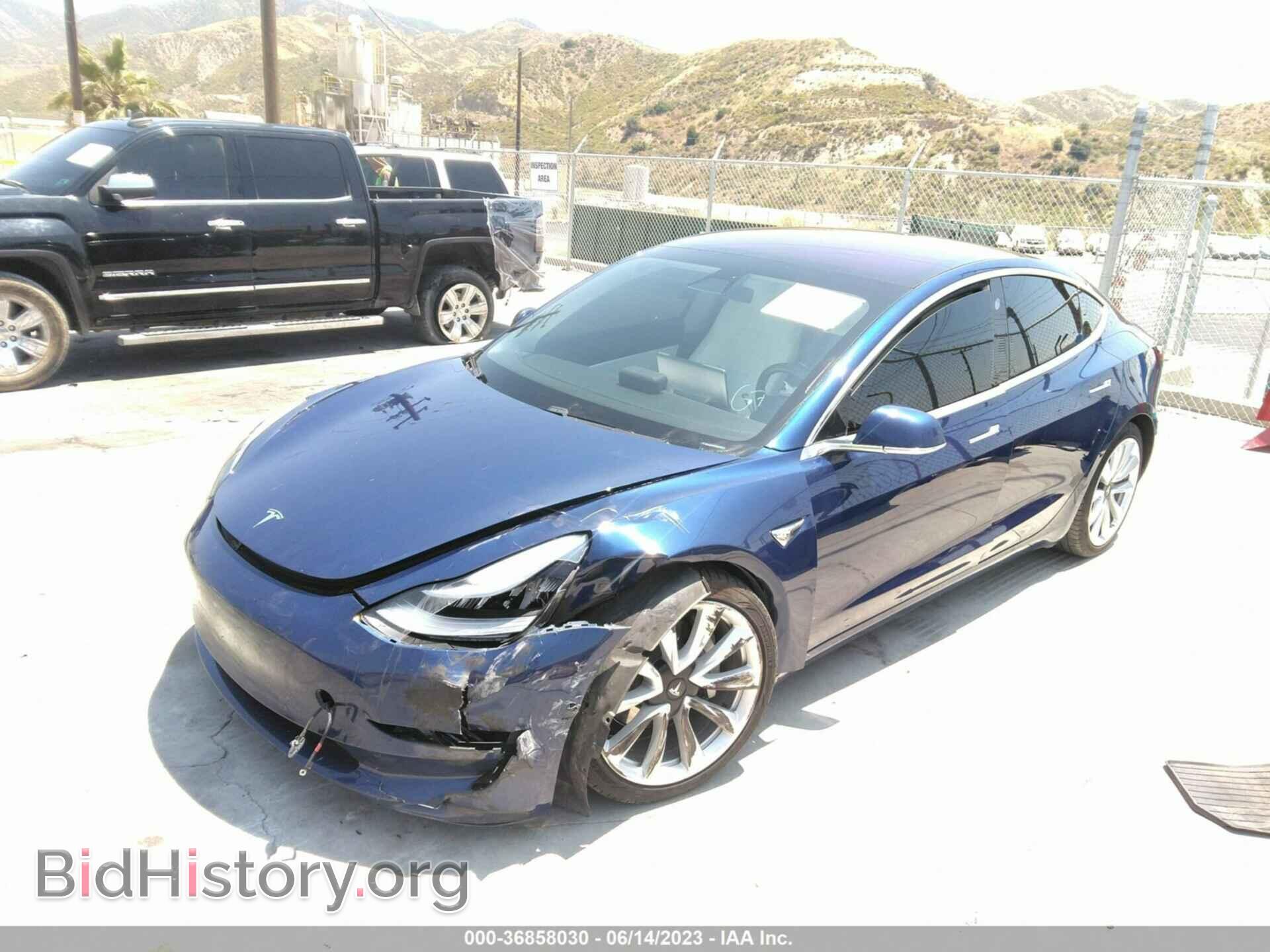 2018 TESLA MODEL 3 - VIN: 5YJ3E1EB8JF147782 - Фото 2