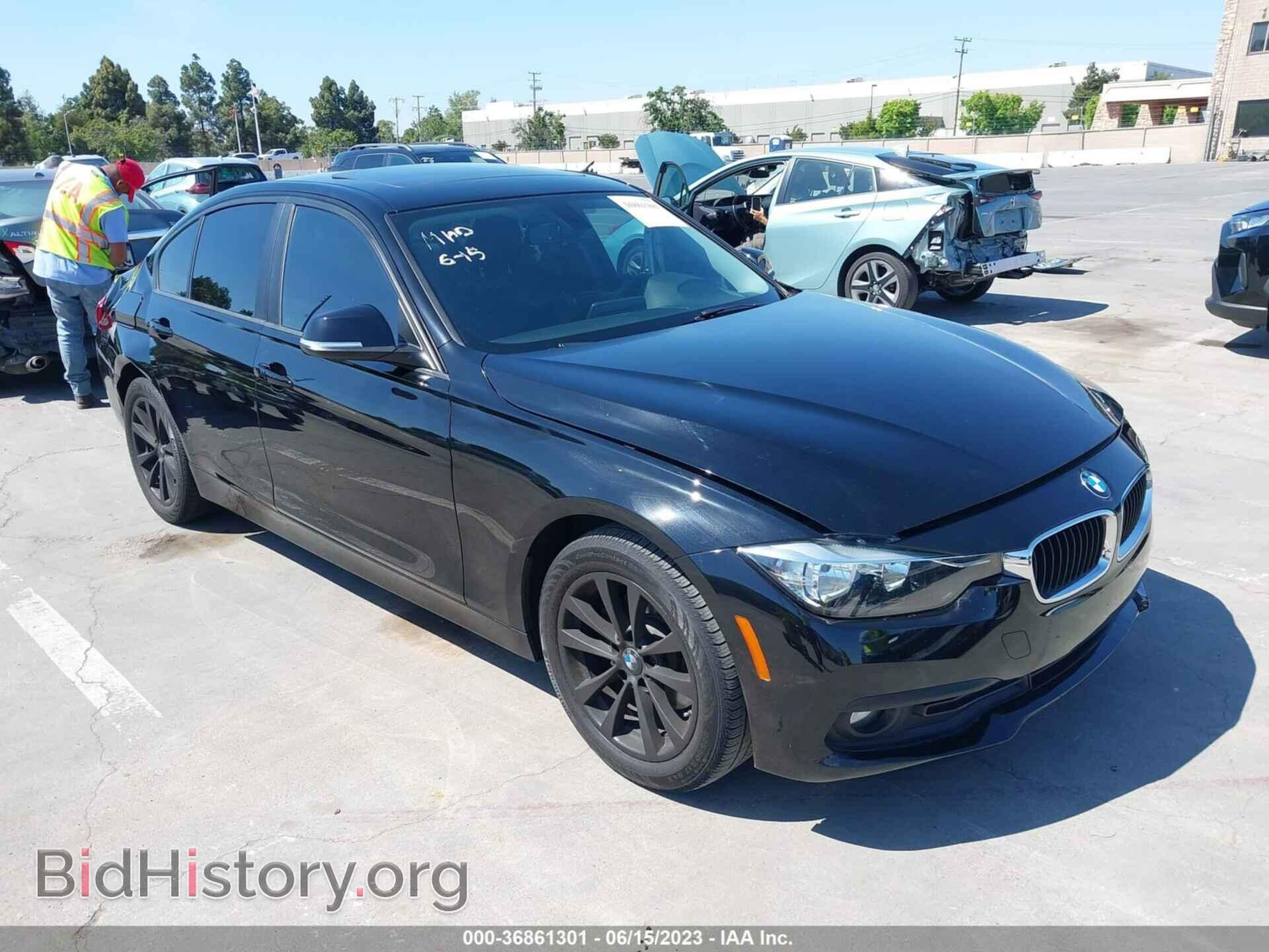 Photo WBA8E1G54GNU12282 - BMW 320I 2016