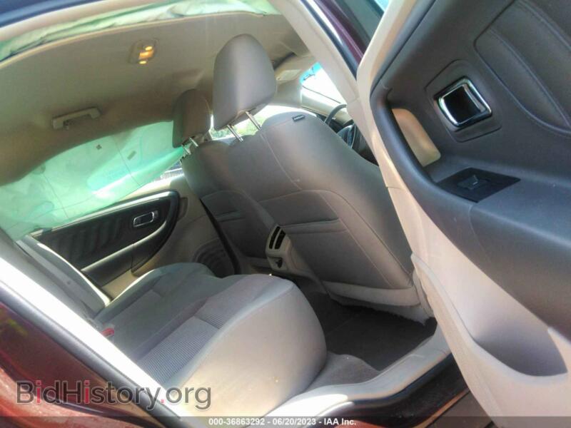2012 Ford TAURUS (VIN 1FAHP2EWXCG110577) — photo 8 of 17