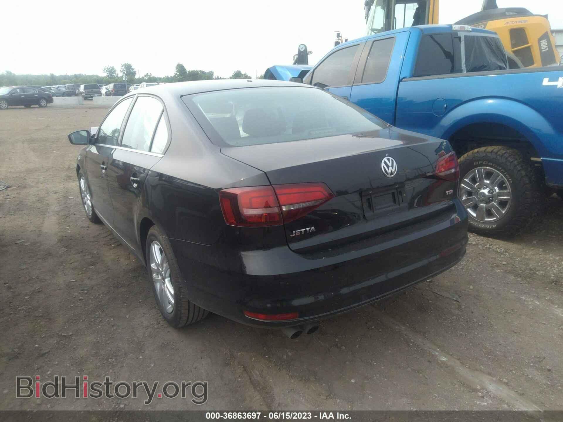 2017 VOLKSWAGEN JETTA - VIN: 3VW2B7AJ4HM254111 - Фото 3