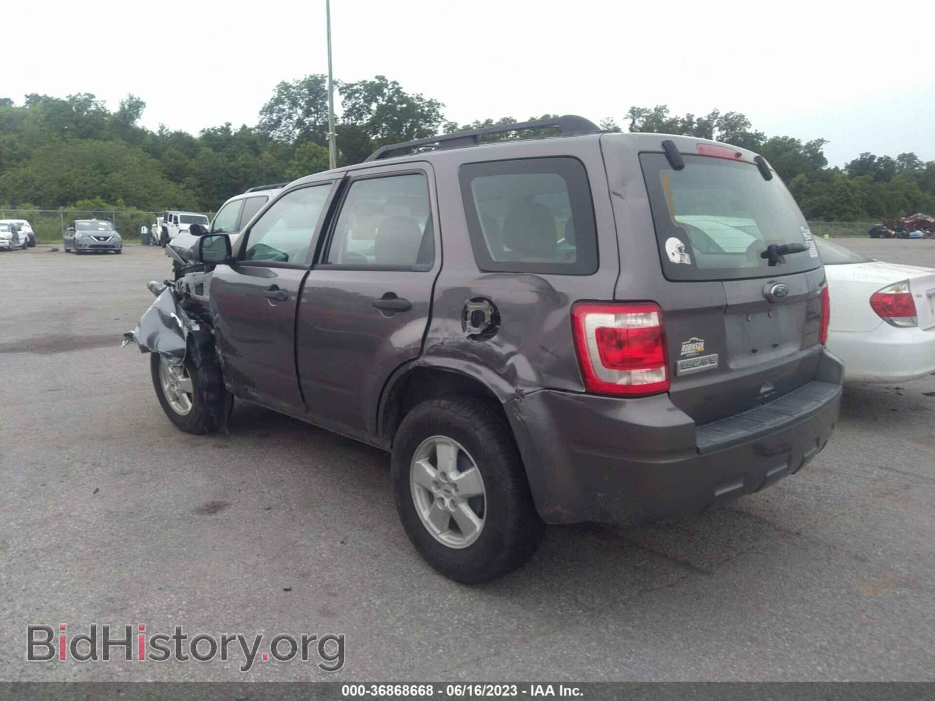 2010 FORD ESCAPE - VIN: 1FMCU0C79AKD24687 - Фото 3