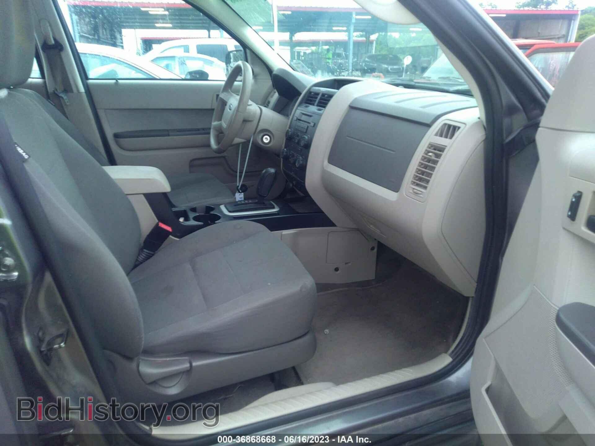 2010 FORD ESCAPE - VIN: 1FMCU0C79AKD24687 - Фото 5
