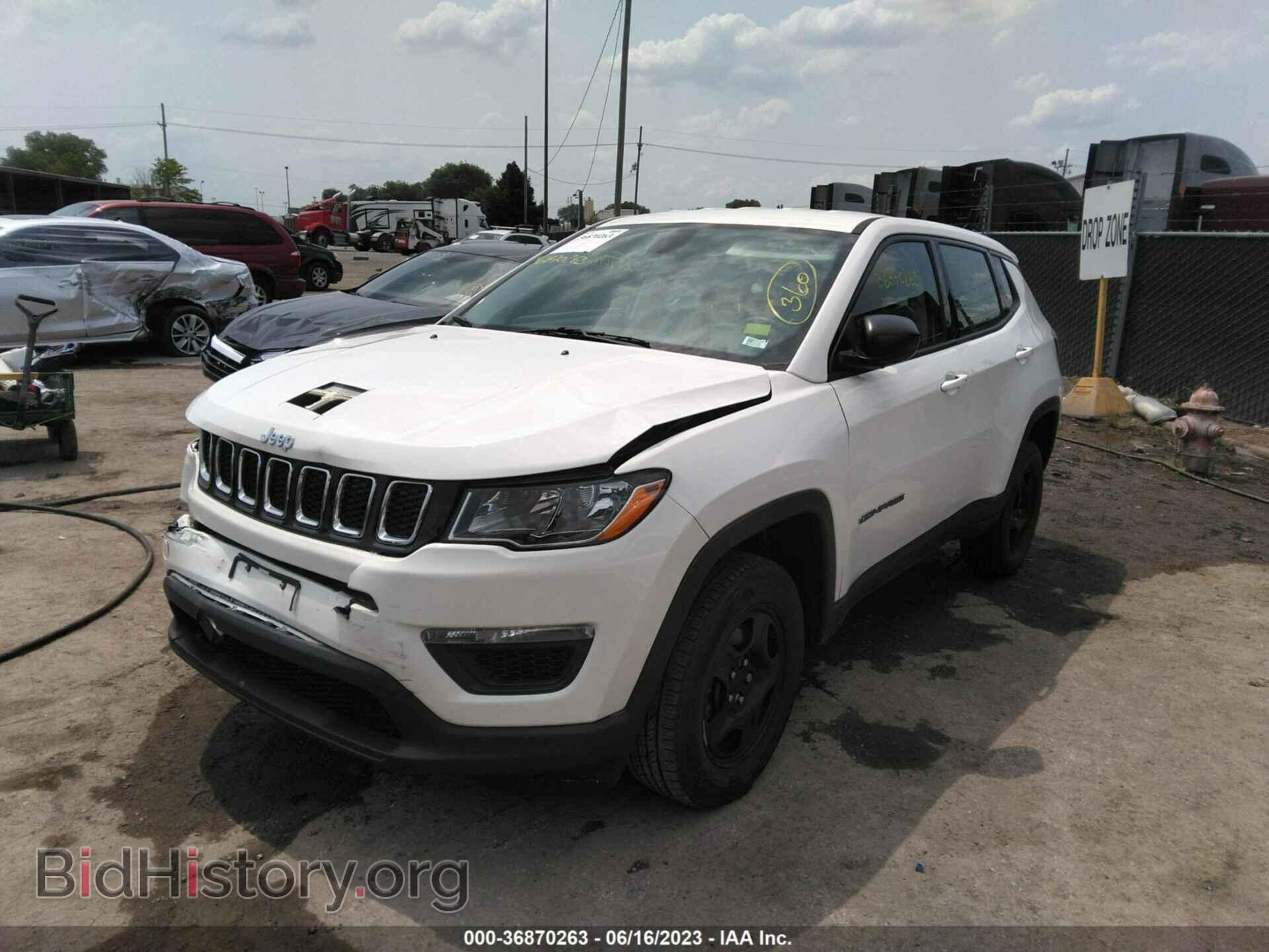 2018 JEEP COMPASS - VIN: 3C4NJDAB8JT482943 - Фото 2