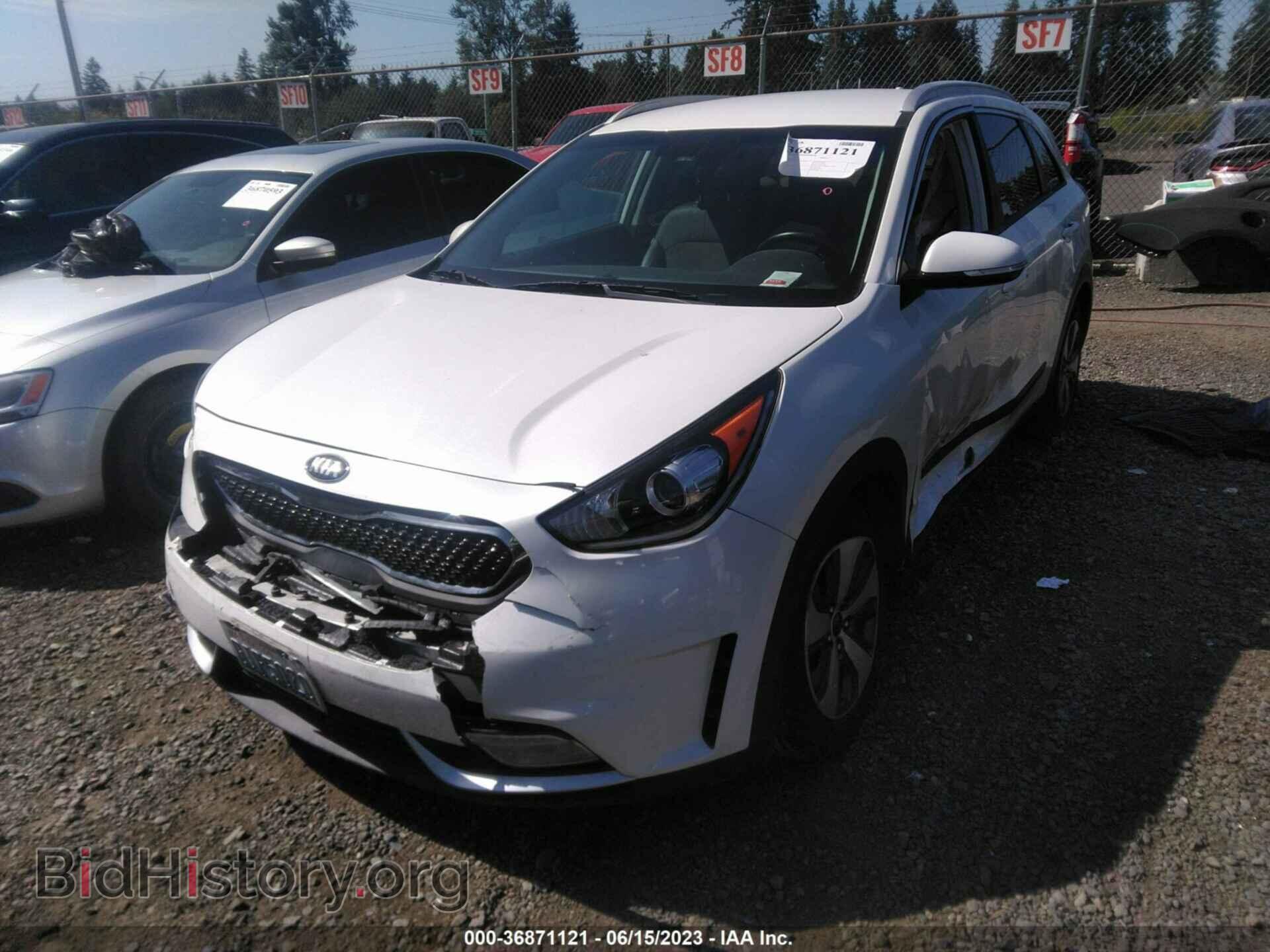 2018 KIA NIRO - VIN: KNDCC3LC6J5129375 - Фото 2