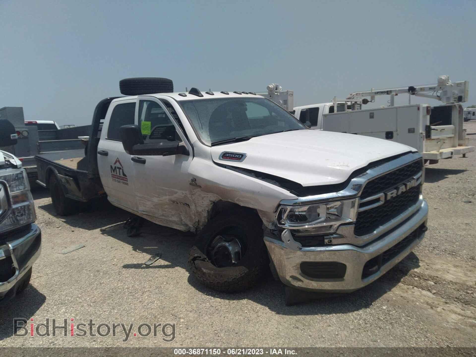 Photo 3C7WRTCL7NG122805 - RAM 3500 CHASSIS CAB 2022