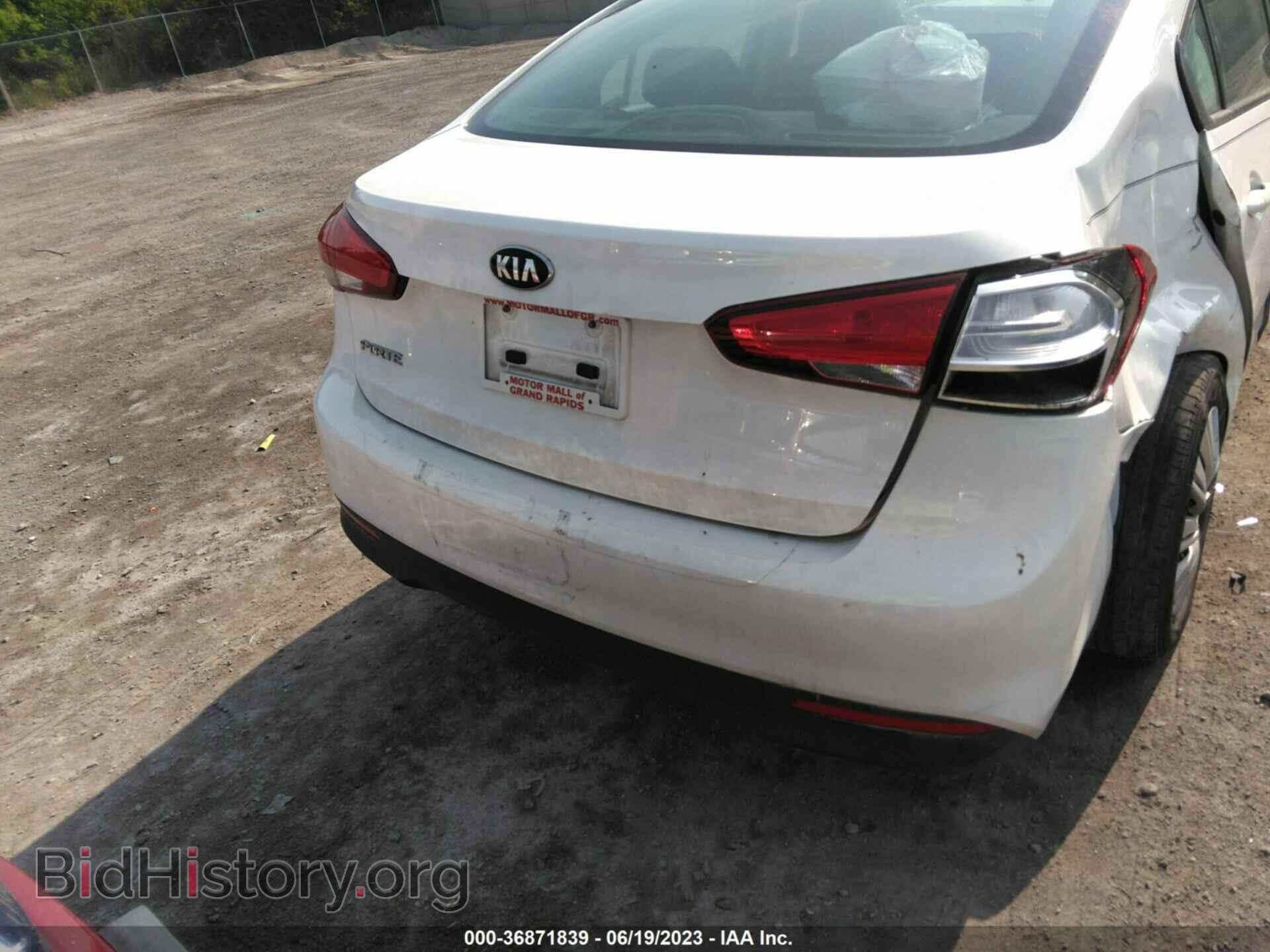 2017 KIA FORTE - VIN: 3KPFK4A74HE056467 - Фото 17
